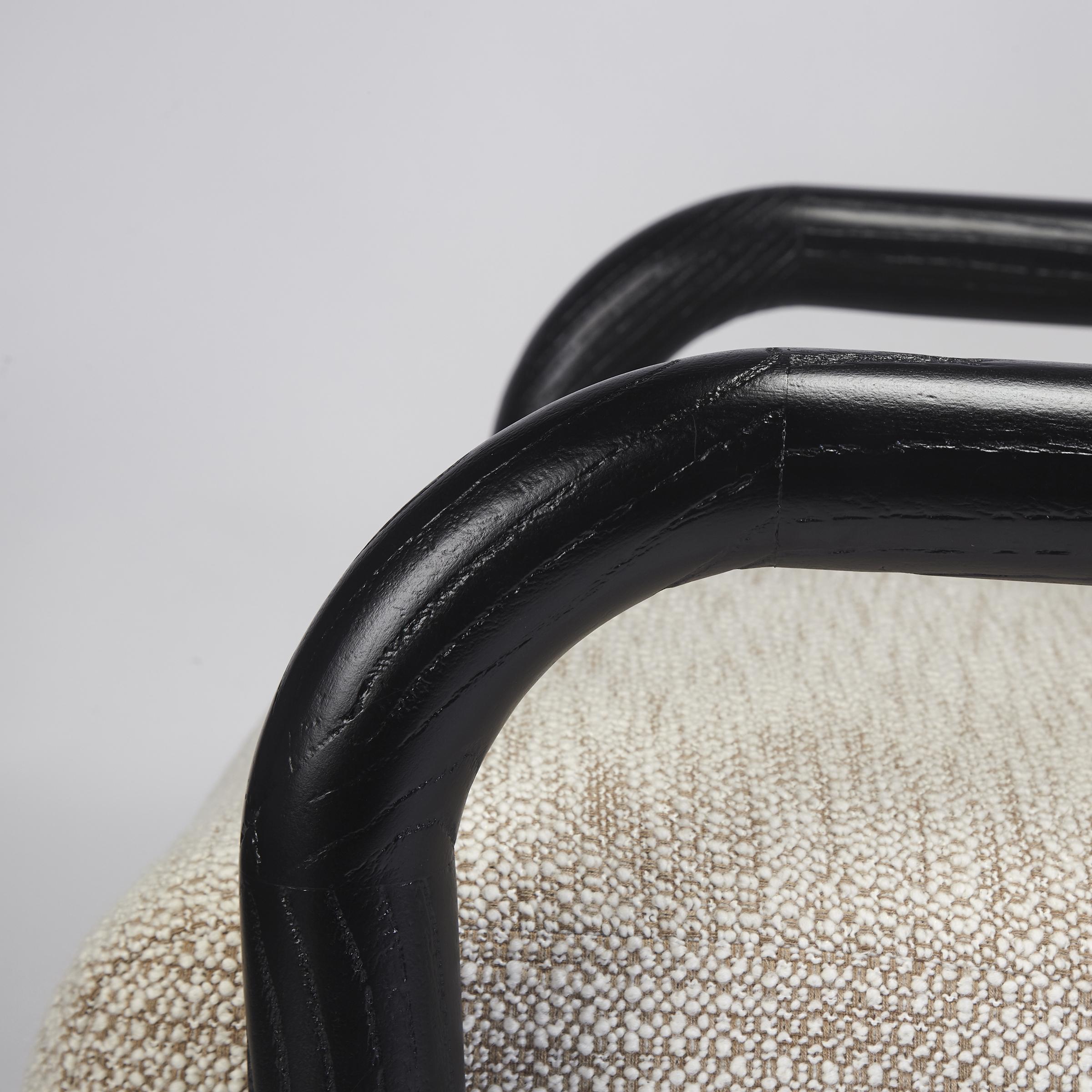 Ginga Sessel XL aus schwarzer Eiche, handgefertigt in Portugal von Duistt (Messing) im Angebot