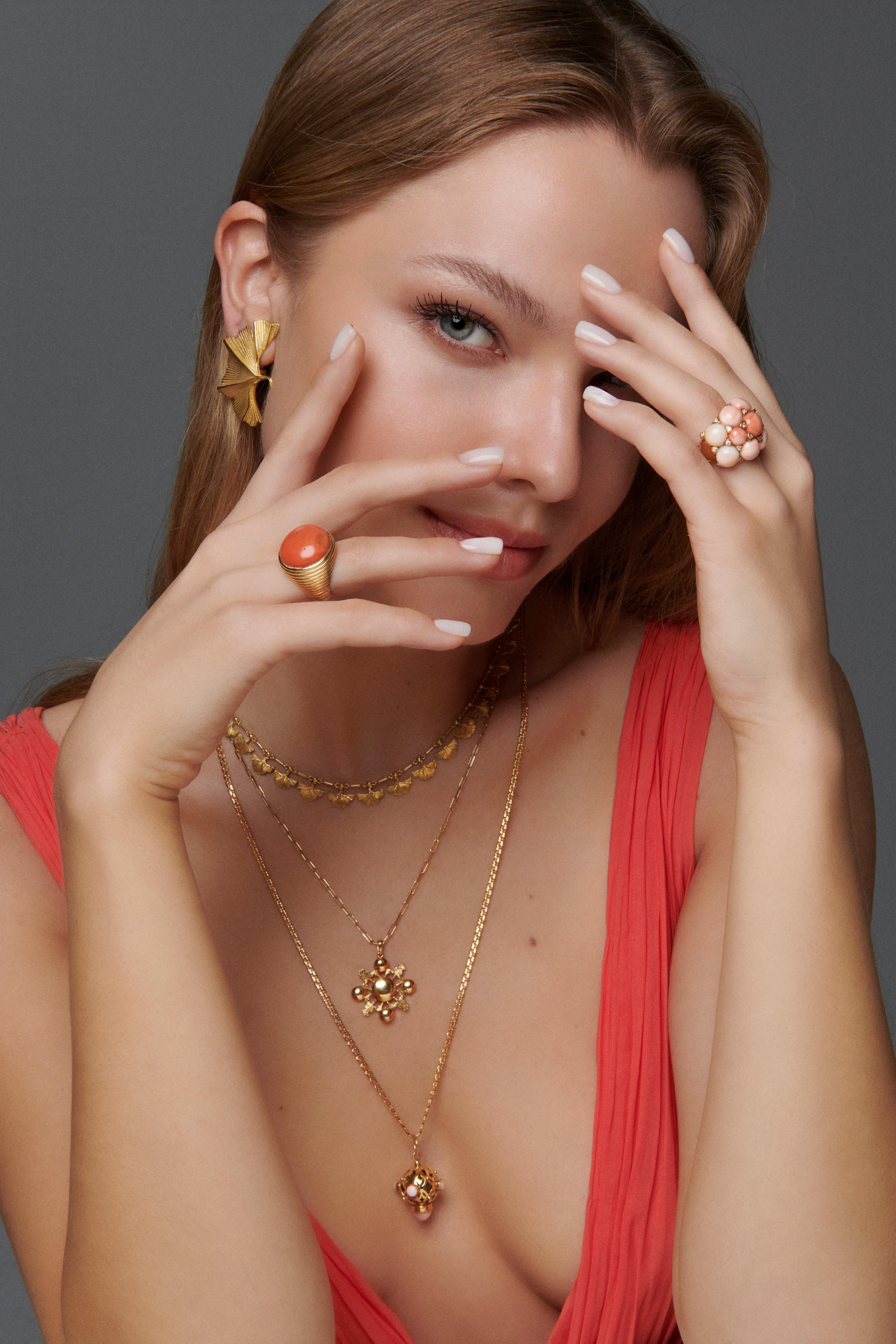 Like many Oriental Monkey jewels, these elegant earrings are inspired by nature. Unique, sustainable, renewable, powerful, like nature itself.... These earrings, created by Oriental Monkey's founder and creative director, who was inspired by the