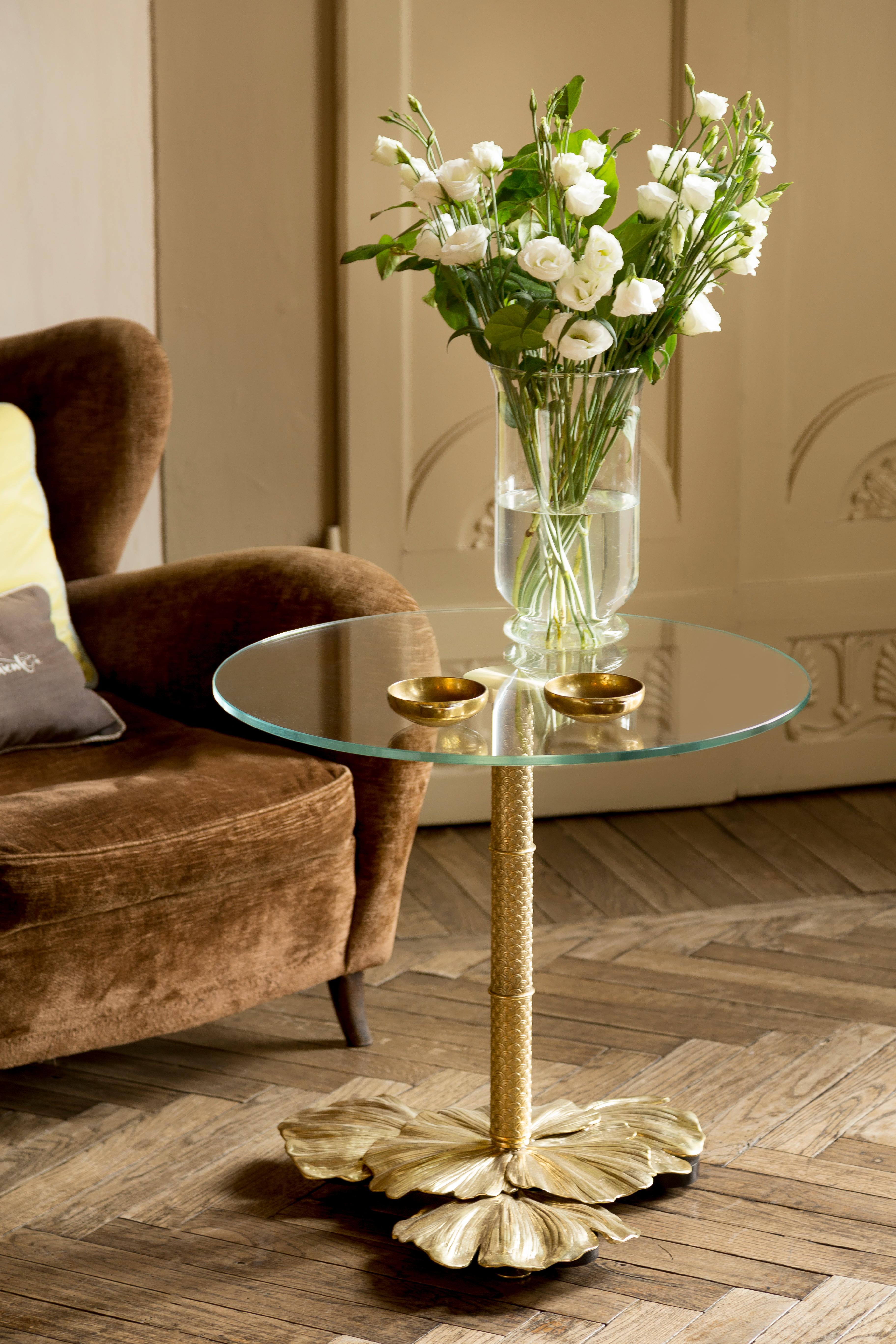 Ginkgo Biloba Side Table with Casting Brass Structure and Clear Glass Table Top In New Condition For Sale In Firenze, FI