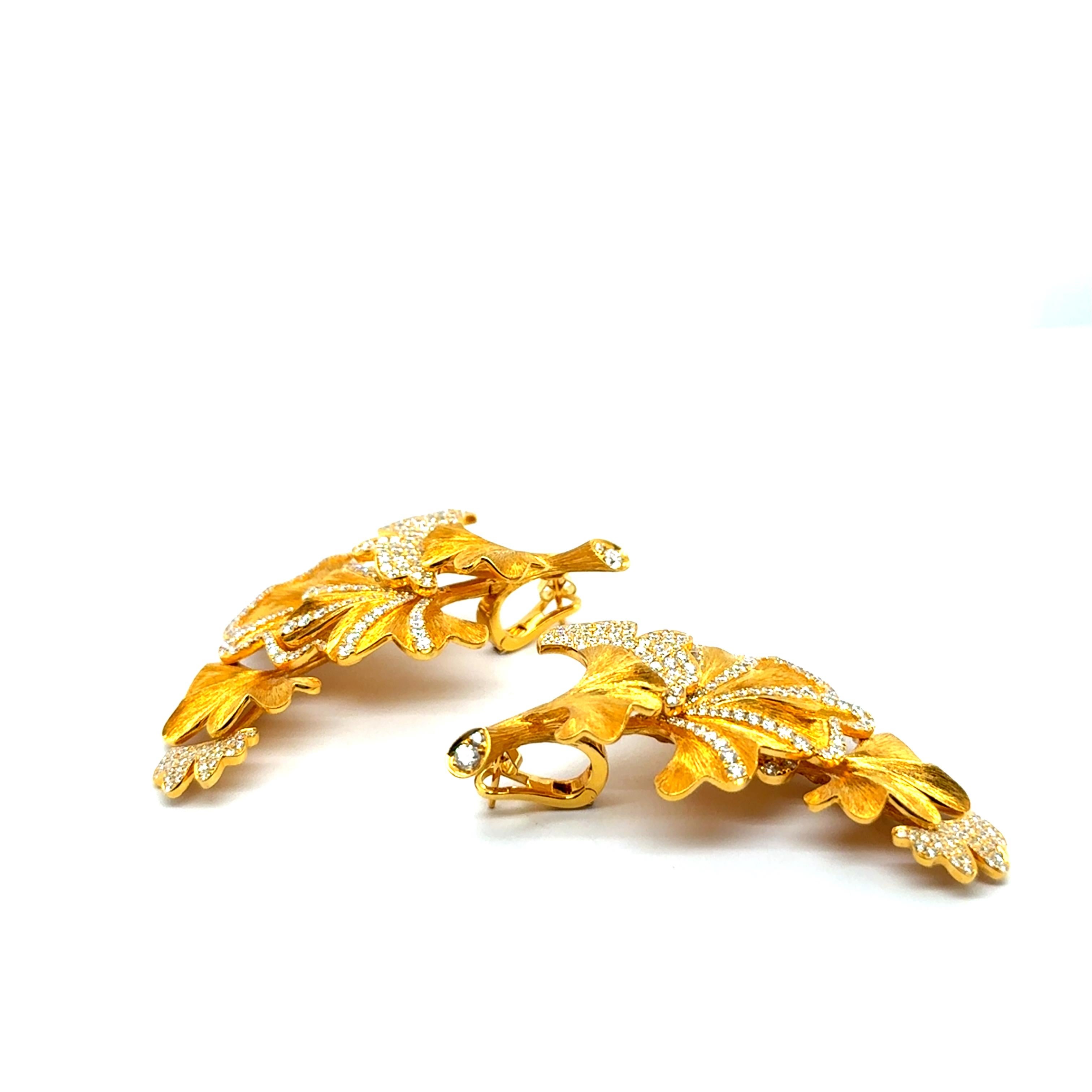 Ginkgo Earrings with Diamonds in 18 Karat Yellow Gold by Serendipity For Sale 6