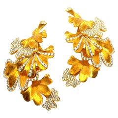 Pendientes Ginkgo con Diamantes en Oro Amarillo de 18 Kilates by Serendipity
