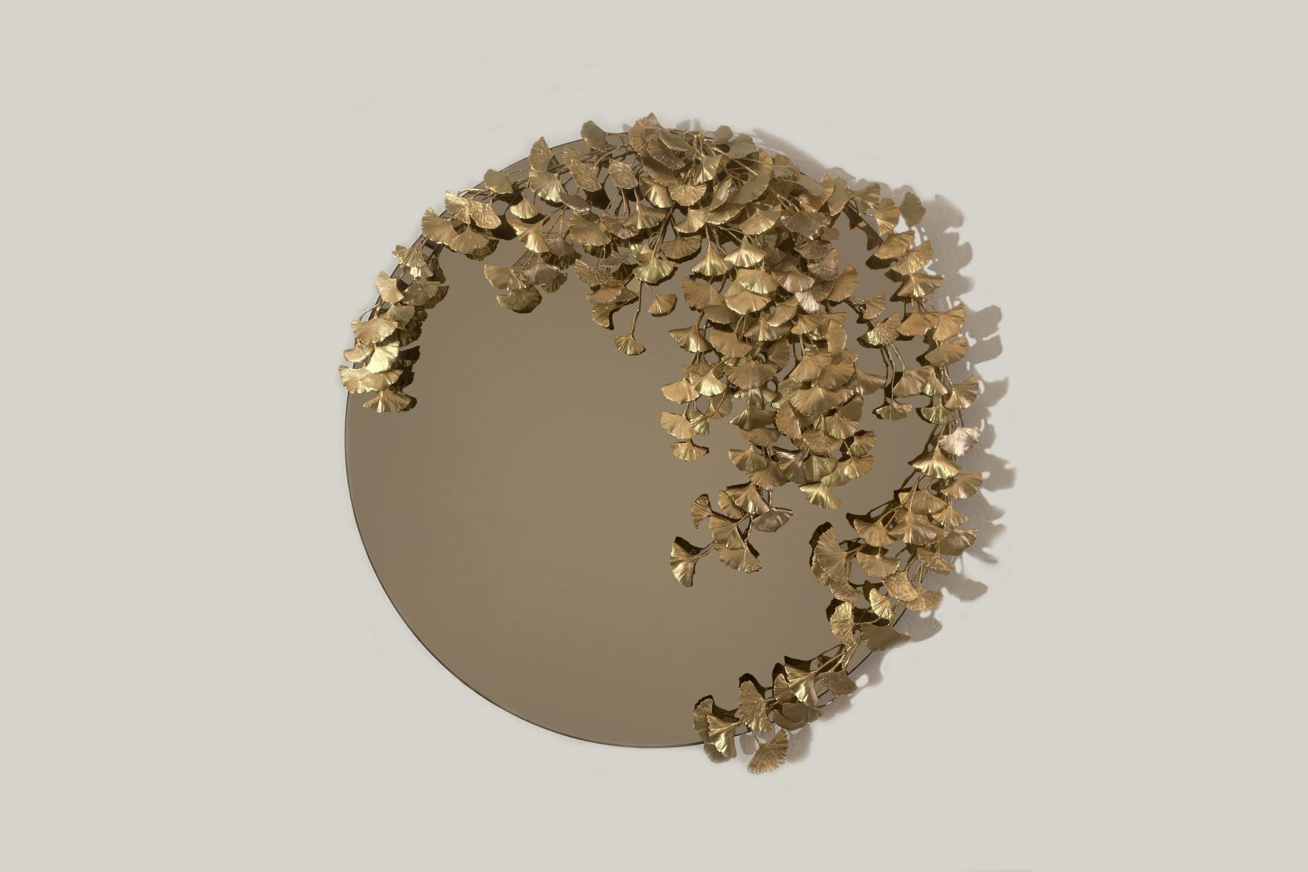 Ginkgo Mirror by Veronica Mar
Unique piece.
Dimensions: D 18 x W 110 x H 110 cm.
Materials: Gold-Plated in 24k gold.
Mirror available in bronze or silver finish. Please contact us.

BESPOKE PIECES
The piece is a bespoke creation, handmade,