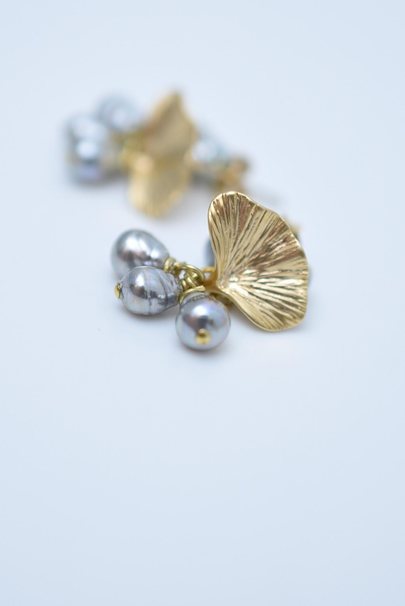 ginkgo petit earring  / vintage jewelry , 1970's vintage parts, vintage parts In New Condition For Sale In Sammu shi, JP