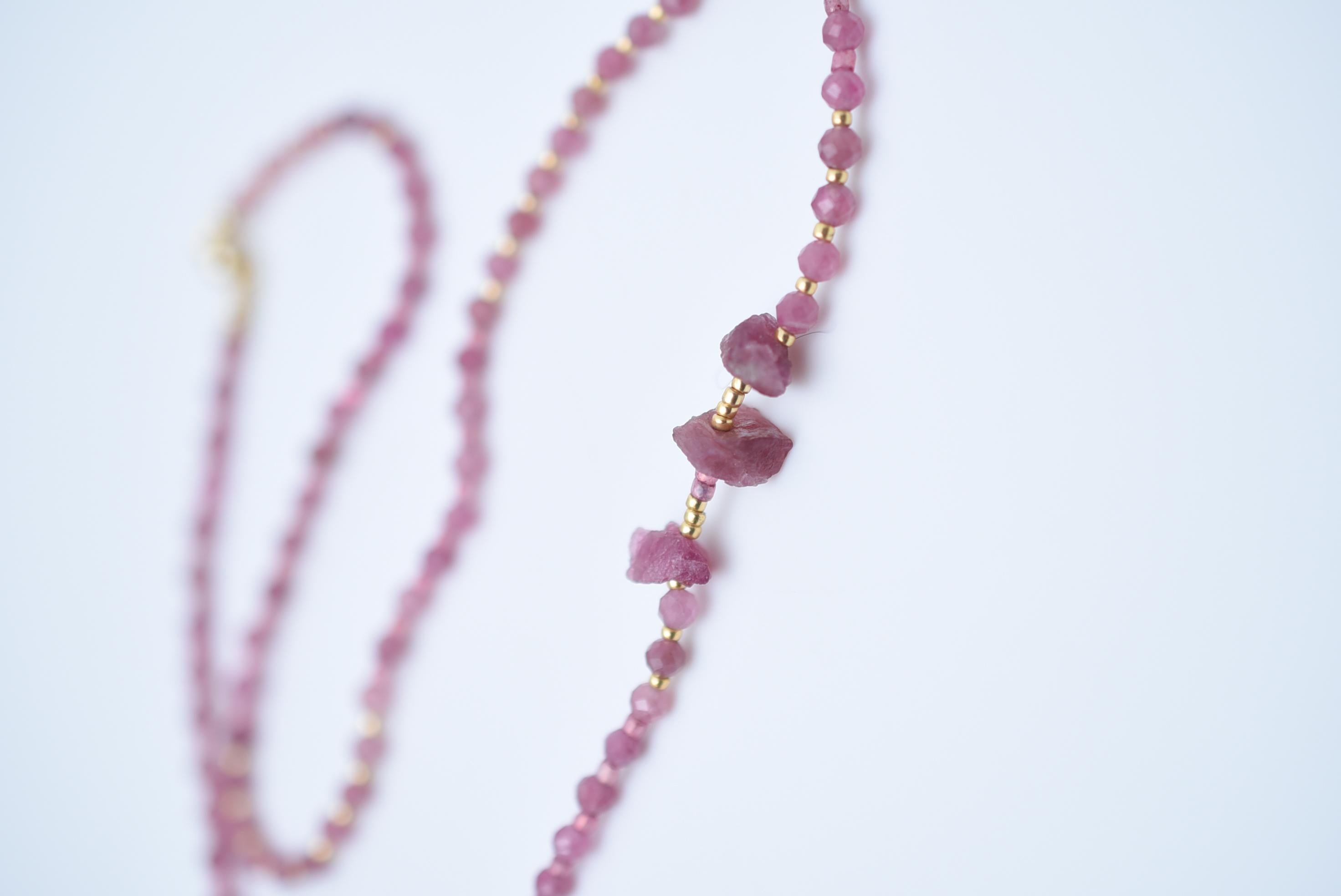 Artisan ginkgo pink short necklace  / vintage jewelry , 1970's vintage parts For Sale