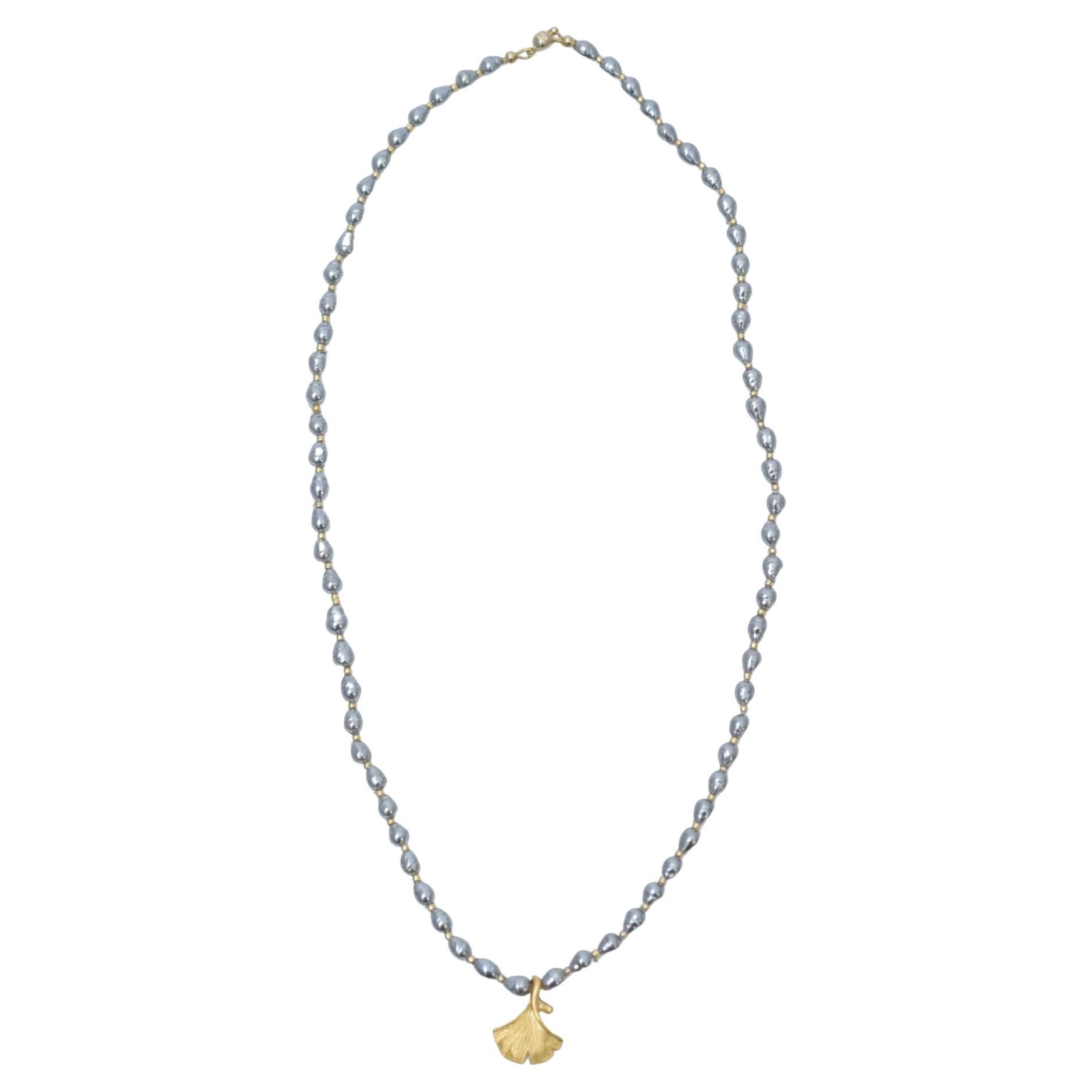 ginkgo short necklace  / vintage jewelry , 1970's vintage parts, vintage pearl For Sale