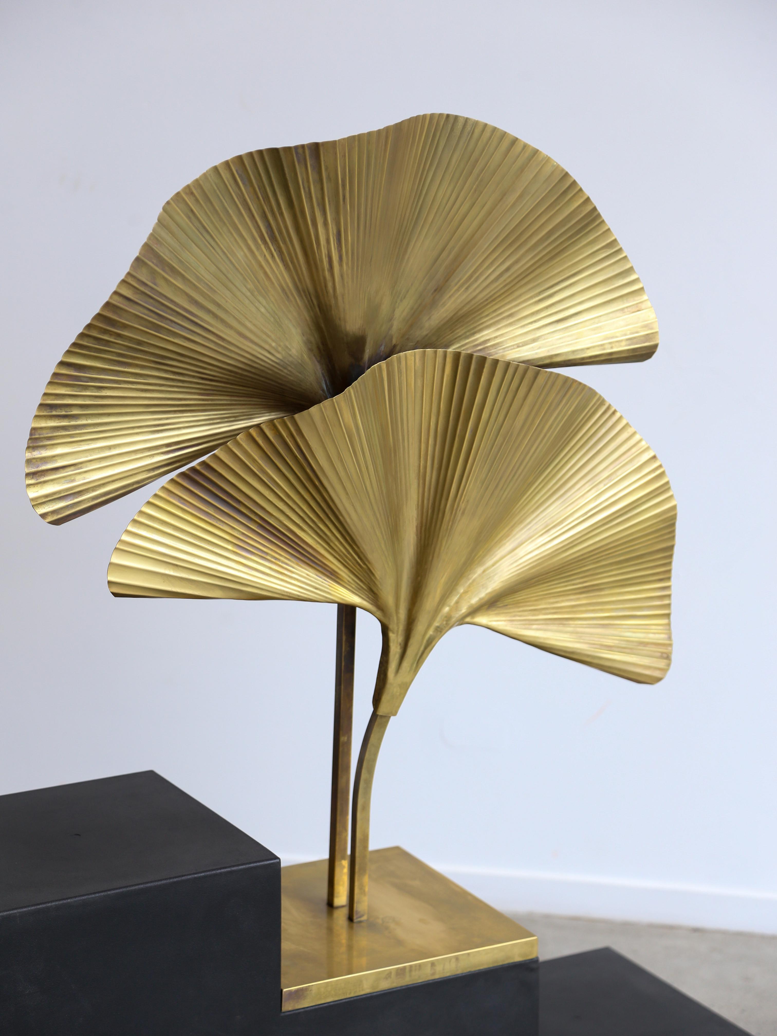 Contemporary Ginko Brass Table Lamp with Two Leaves For Sale