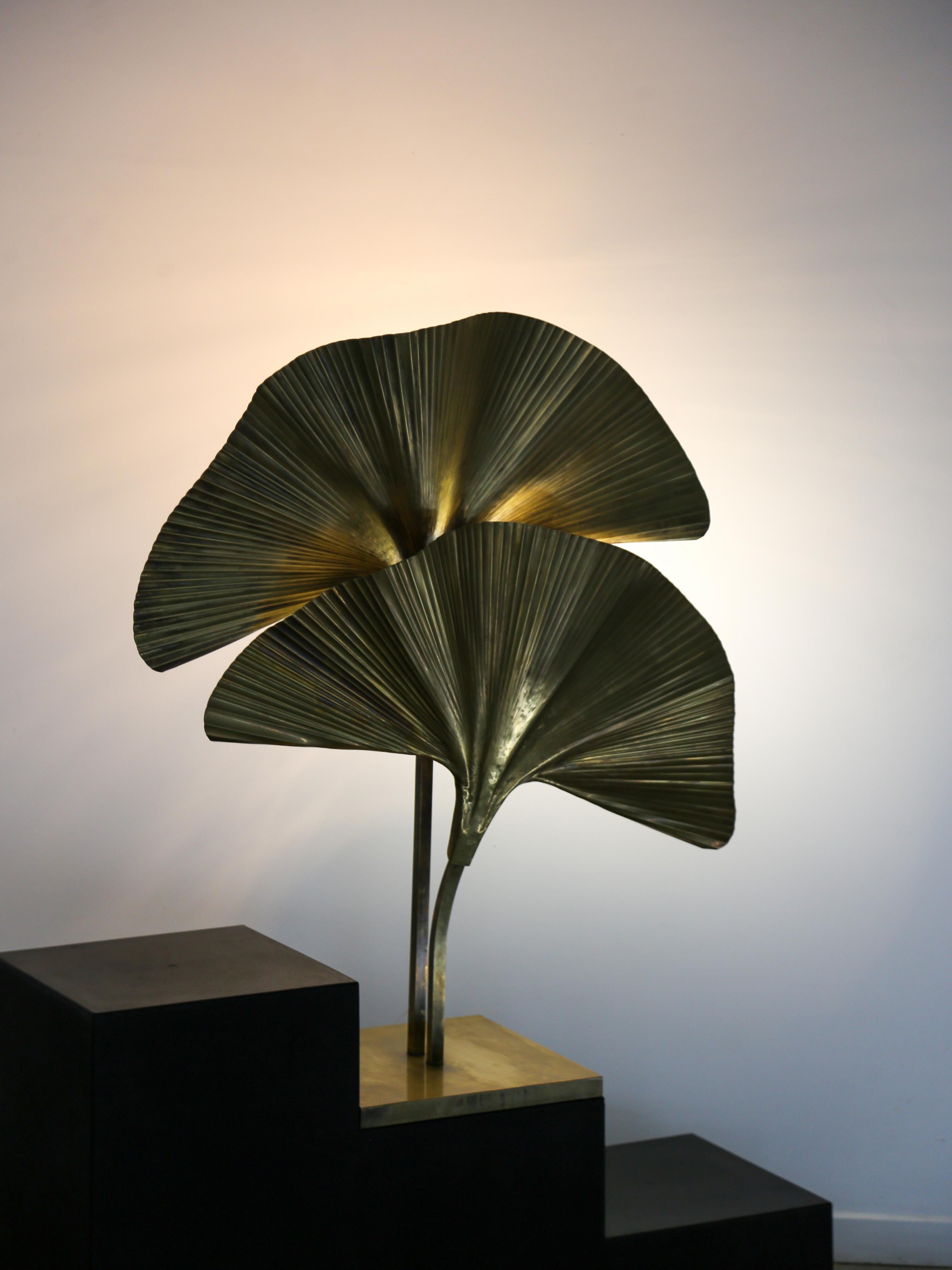 Ginko Brass Table Lamp with Two Leaves For Sale 4