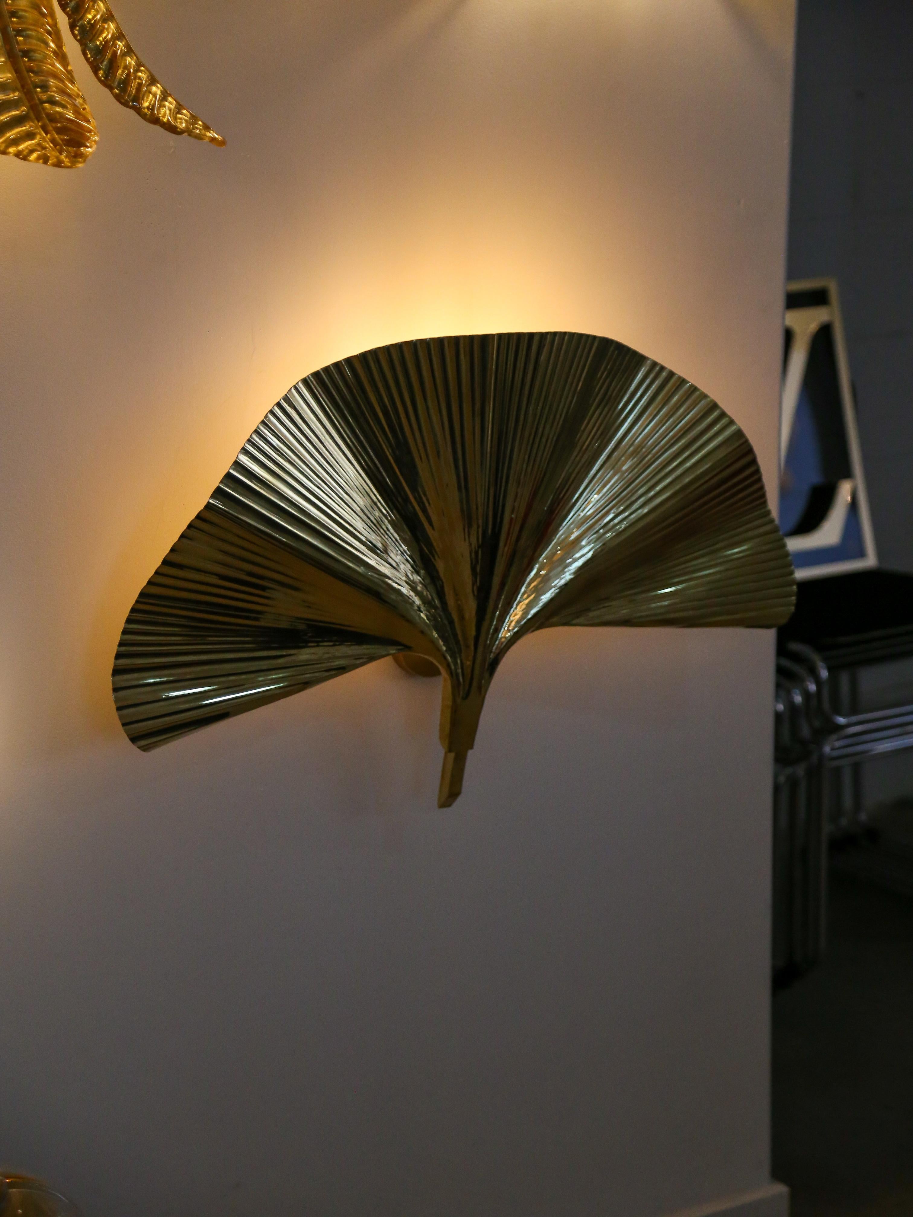 Mid-Century Modern Ginko Brass Applique Lamp Single Leaf For Sale