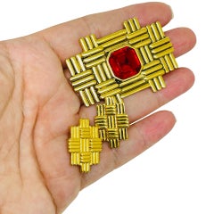 GINNIE JOHANSEN signed vintage gold tone red rhinestone designer brooch earrings
