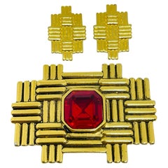 GINNIE JOHANSEN signed vintage gold tone red rhinestone designer brooch earrings