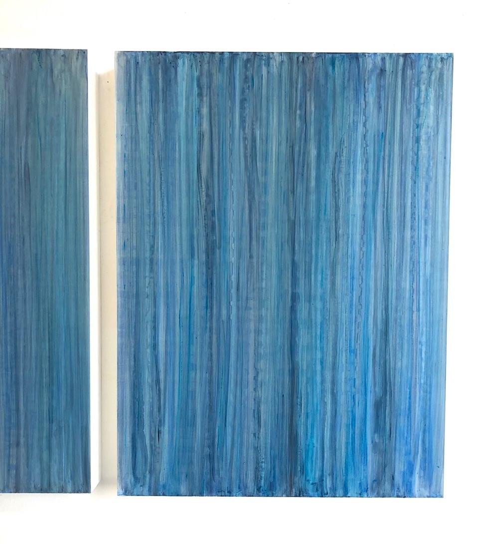 Blaublaues minimalistisches Farbfeldgemälde auf Tafeln (C22-8) (Minimalistisch), Painting, von Ginny Fox