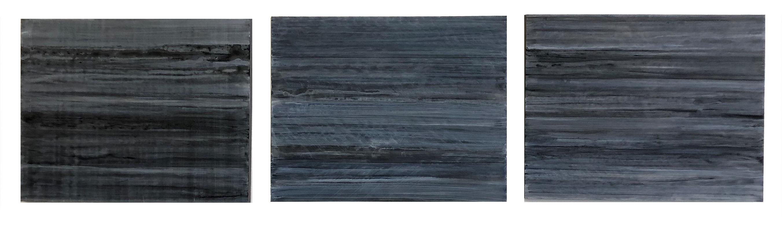 Ginny Fox Abstract Painting – C18-13 [A,B,C] (Abstract Rechteckiges Triptychon in schwarz und blau gestreiftem Muster)