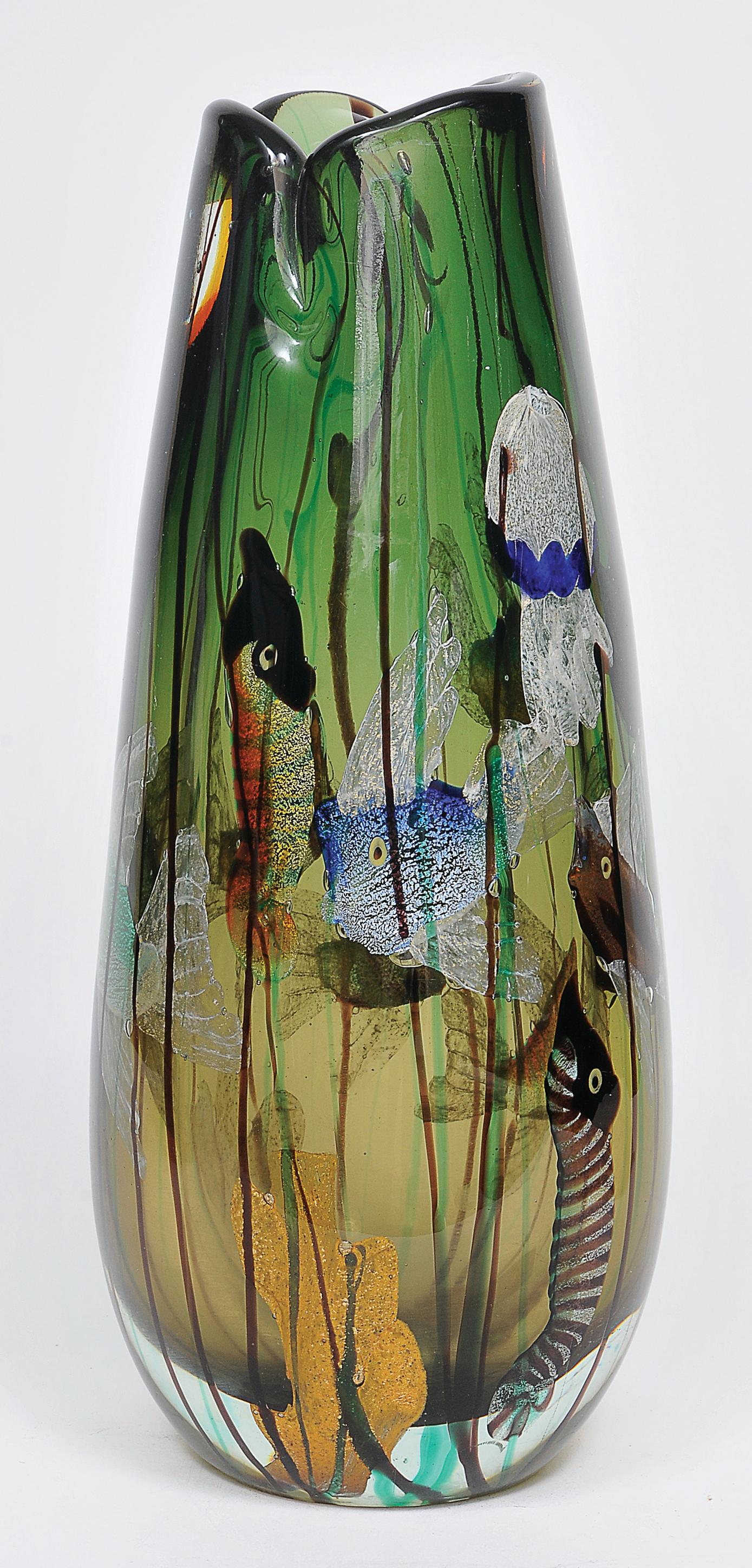 Riesige Vase aus Murano-Glas von Gino Cenedese, Meeresmotive in Grün mit Fischen, Quallen und mehrfarbigen Meerestieren.