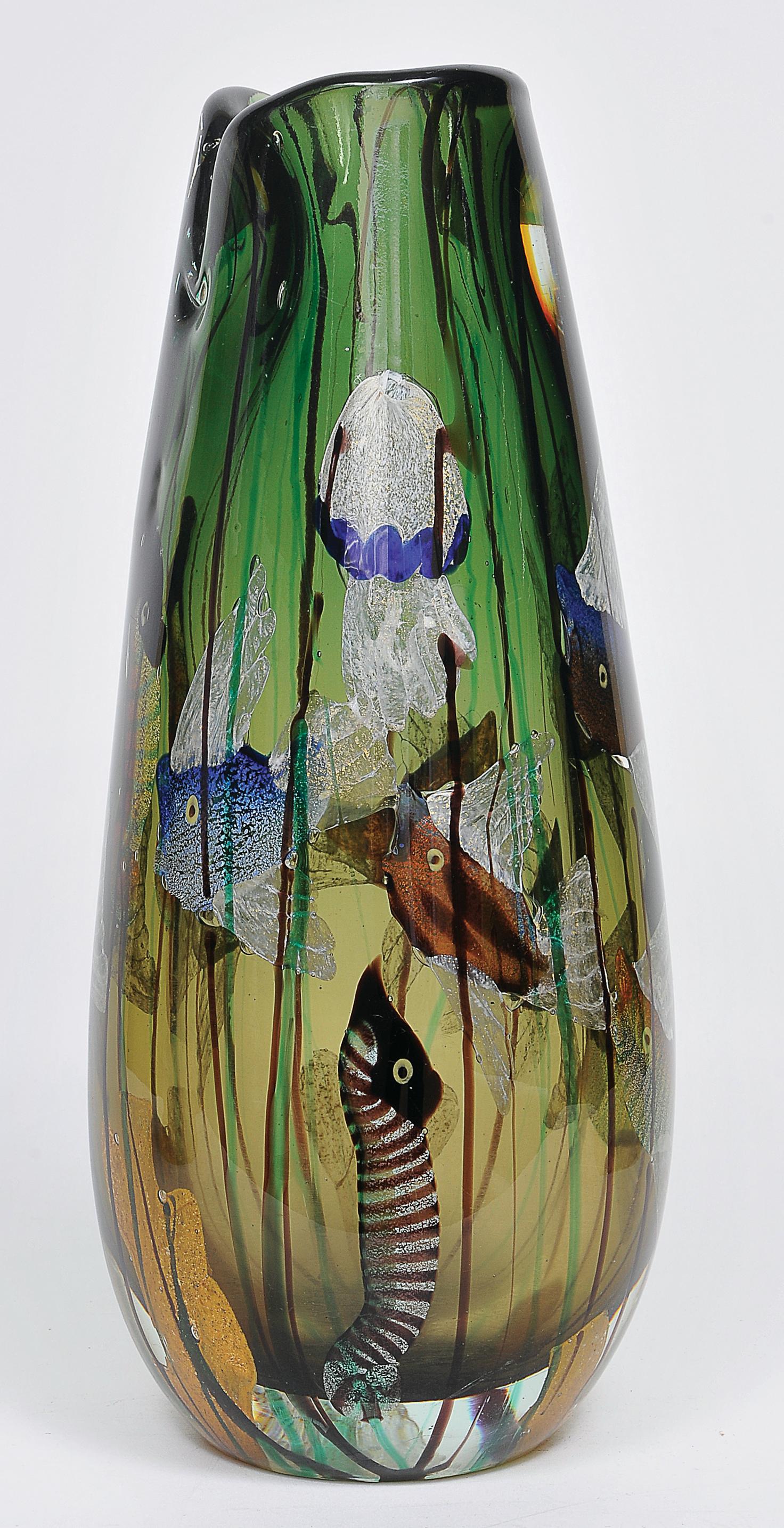 Gino Cenedese, Muranoglasvase mit mehrfarbigen Meeresmotiven, 1950 (Intarsie) im Angebot