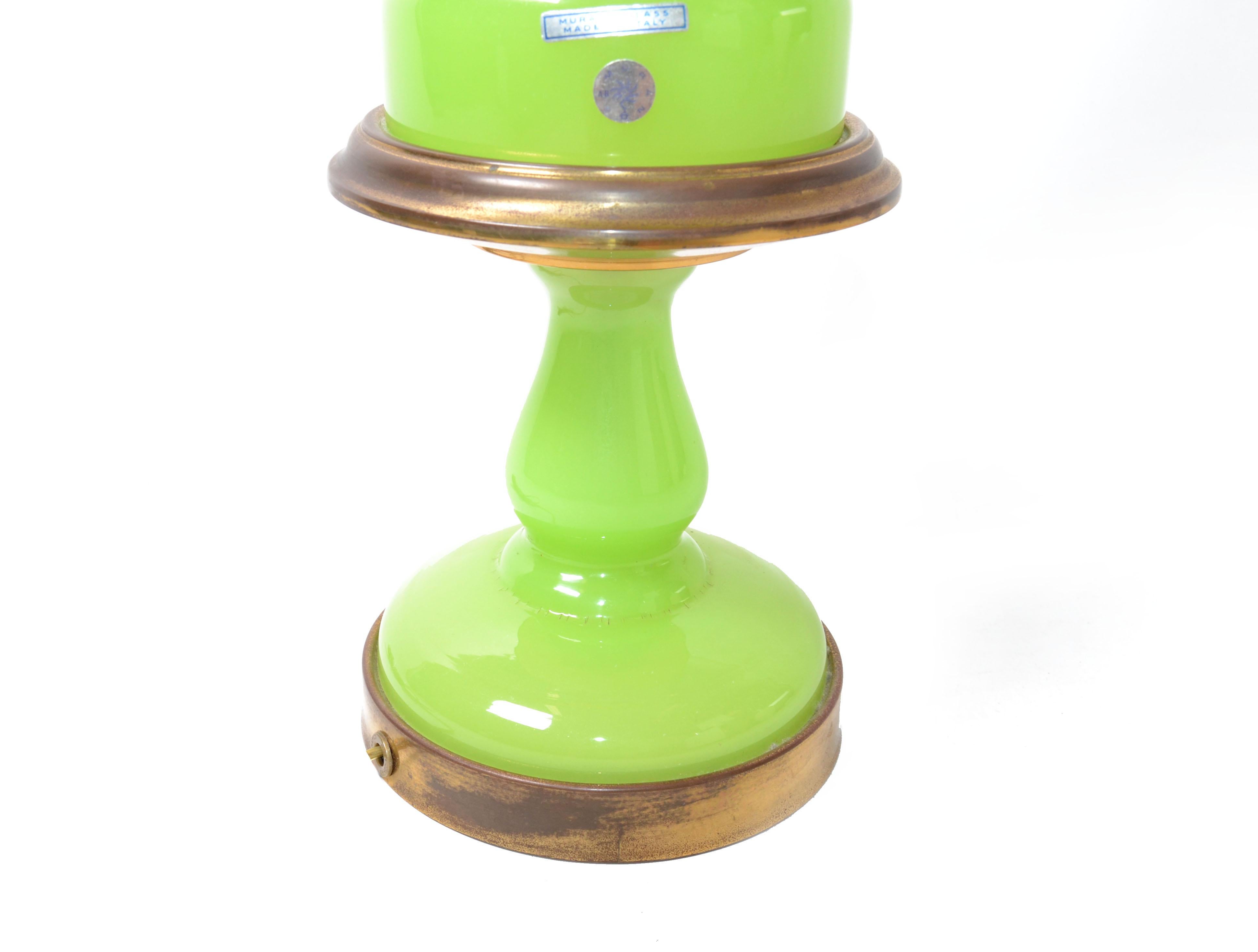Hand-Crafted Gino Cenedese Jade Green Murano Glass  & Brass Table Lamp Art Deco Italy, 1950 For Sale
