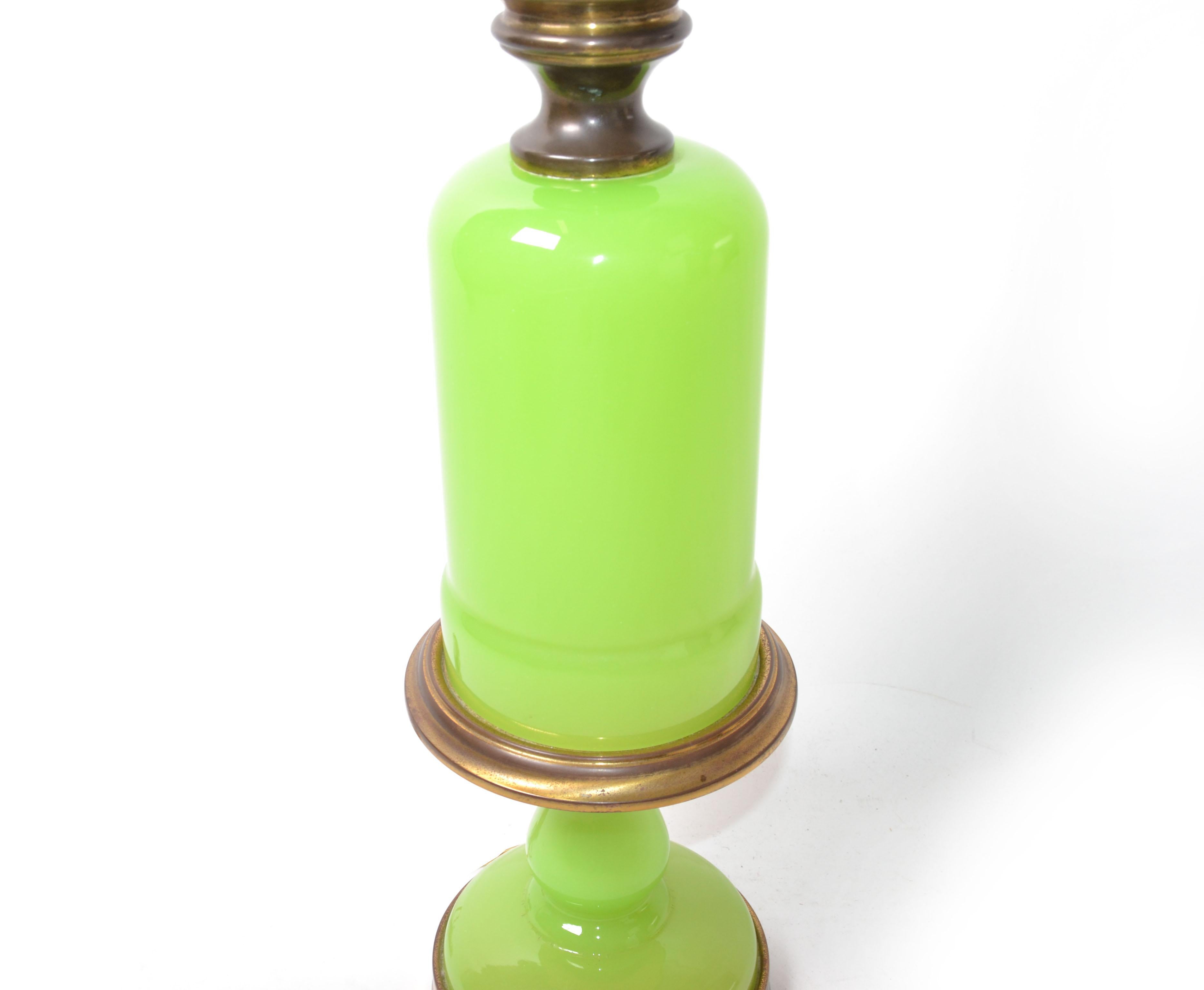 Vetro di Murano verde giada Gino Cenedese  Lampada da tavolo in ottone Art Deco Italia, 1950 in vendita 1