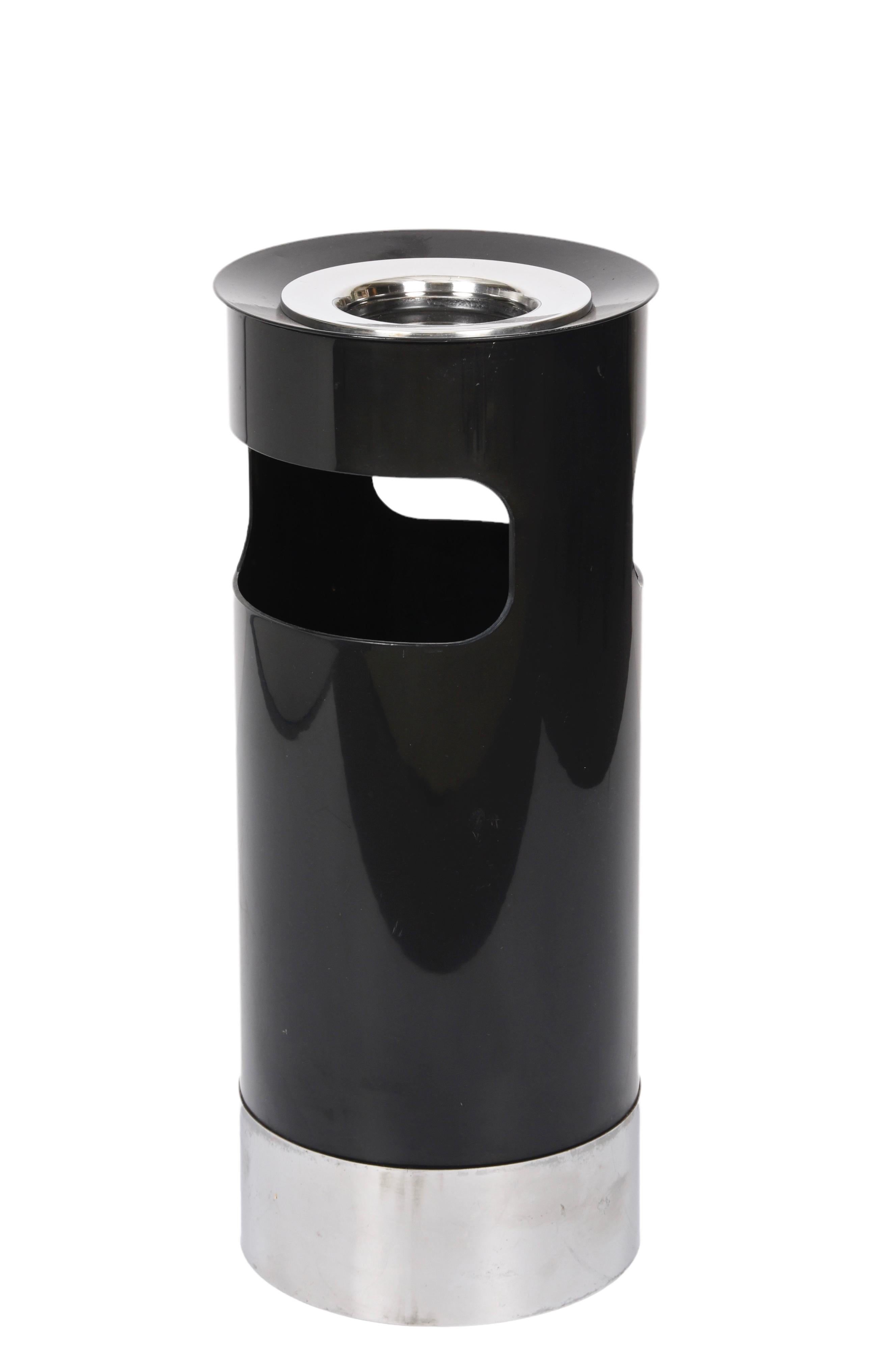 20th Century Gino Colombini Midcentury Black Umbrella Stands or Ashtray for Kartell, 1970 For Sale