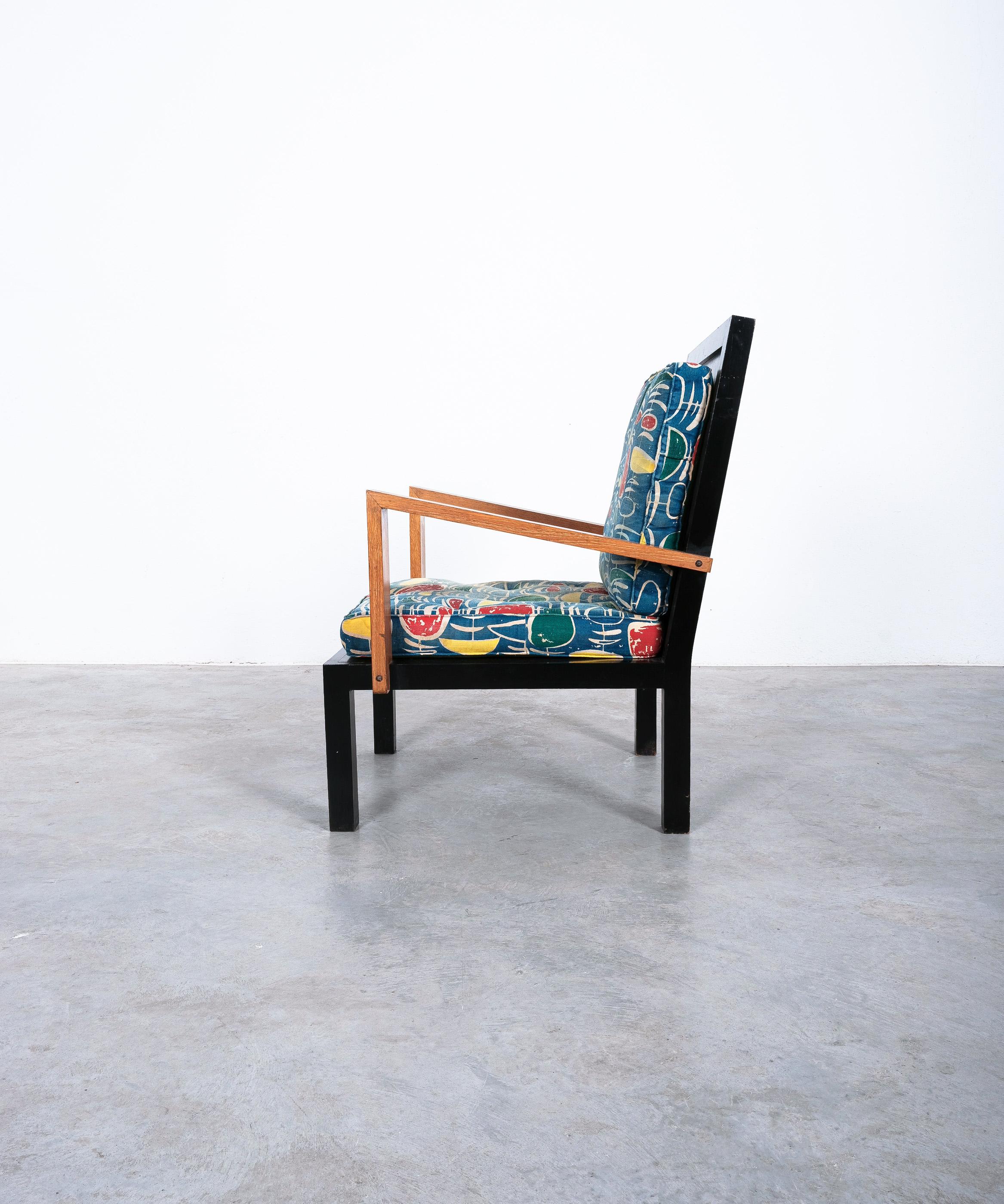 Seltener rationalistischer Stuhl attr. Gino Levi Montalcini, entworfen 1940, Italien

Guter Vintage-Zustand.
Abmessungen: 26