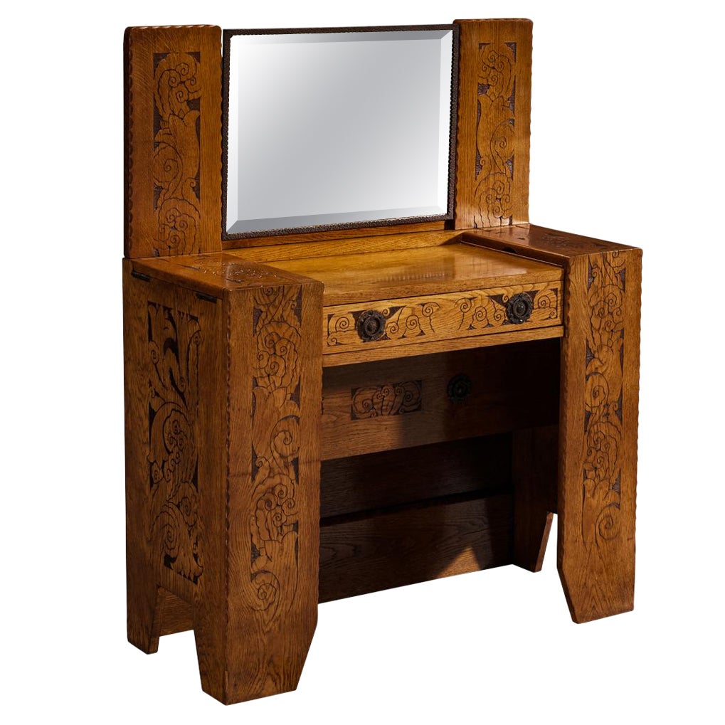 Gino Maggioni for Atelier di Varedo 1920s Vanity Table in Carved Oak