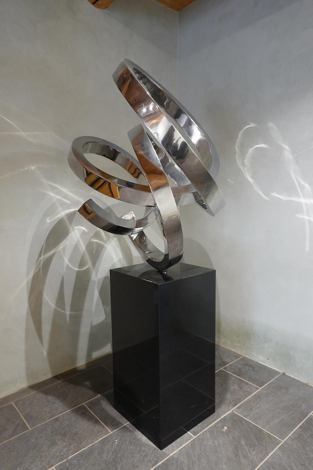 Gino Miles Abstract Sculpture – Kreisel
