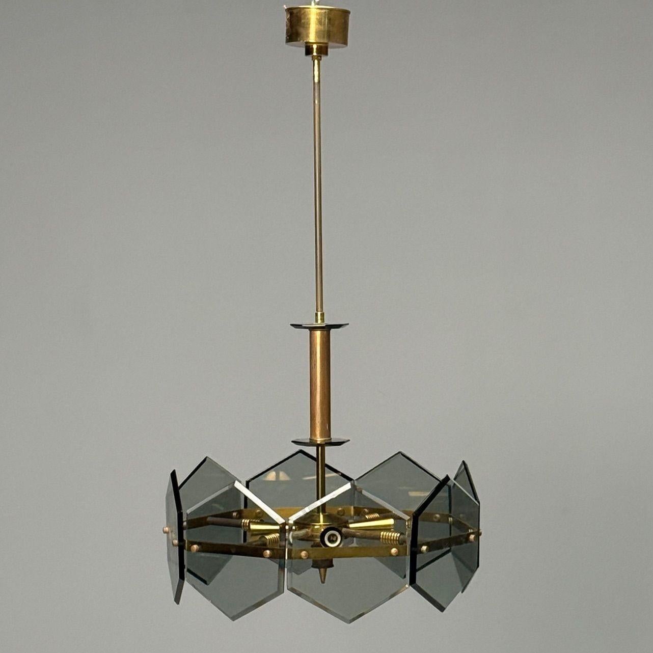 Mid-Century moderno Gino Paroldo, Fontana Arte, Mid-Century Modern italiano, Lampadario, Ottone, Vetro in vendita