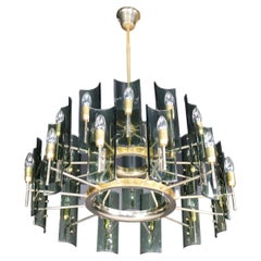 Gino Paroldo for Fontana Arte Large Chandelier in Brass and Curved Glass, Italy 