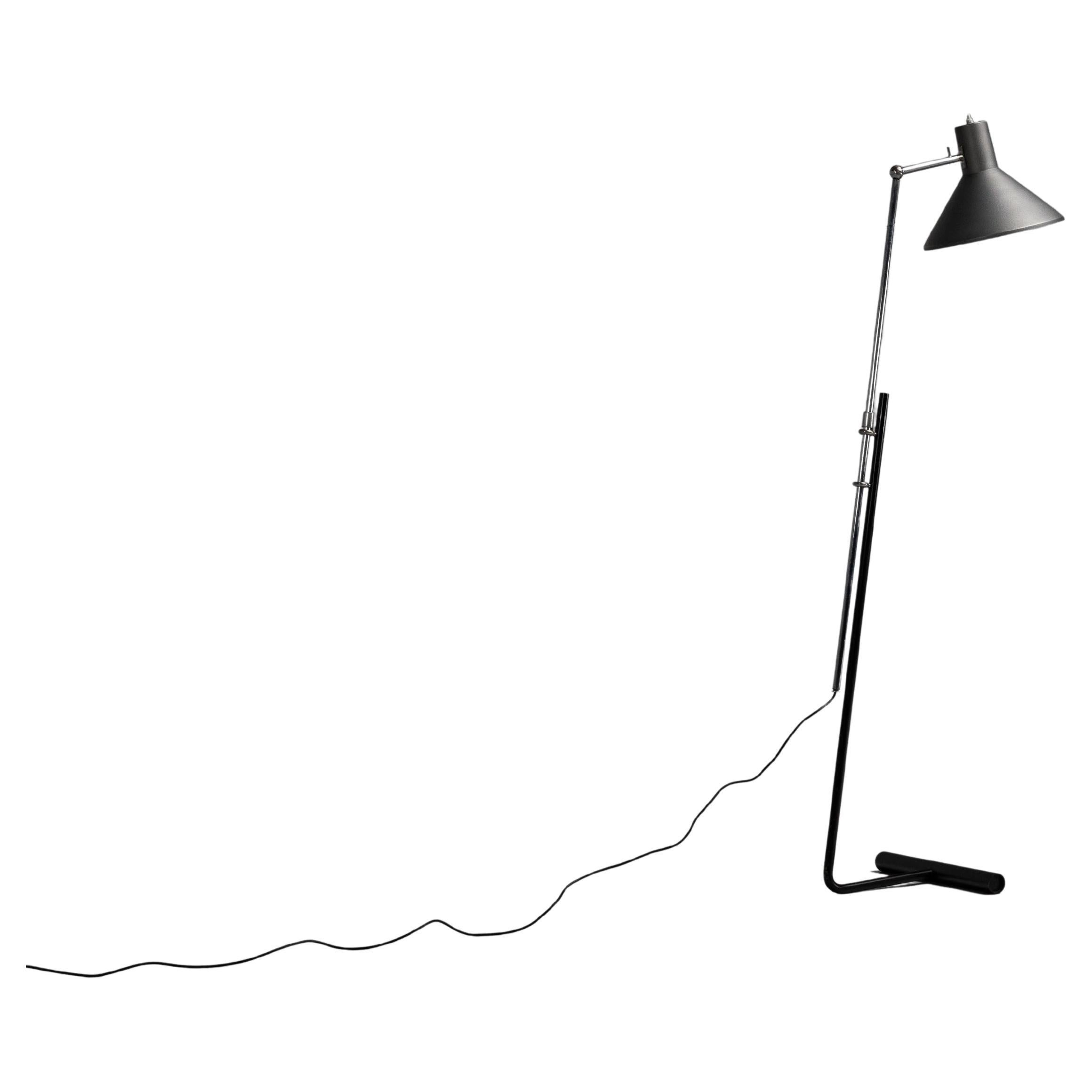 Gino Sarfatti 1045/67 floor lamp Arteluce Italy 1967