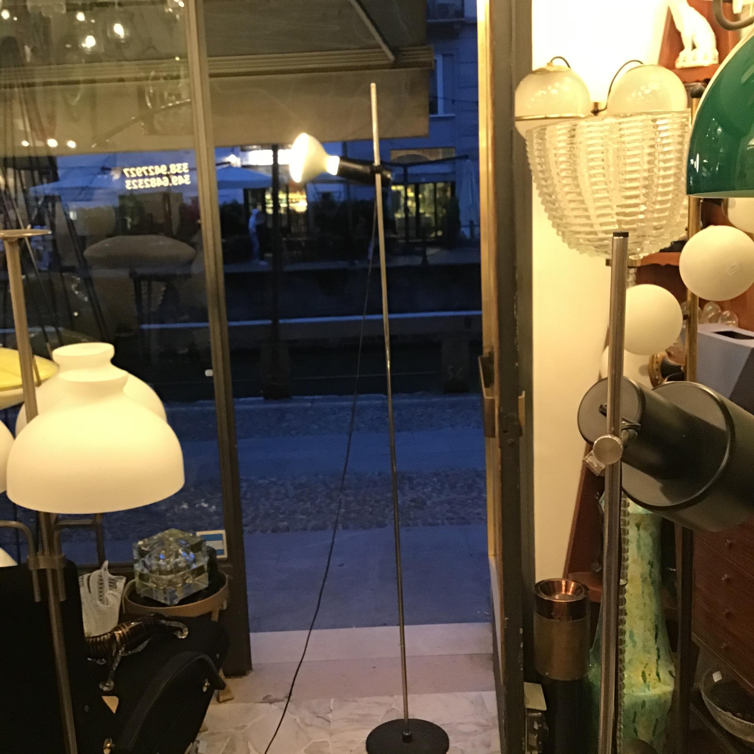 Milieu du XXe siècle Gino Sarfatti 1055 Arteluce Mtal Crome 1955 Italie en vente