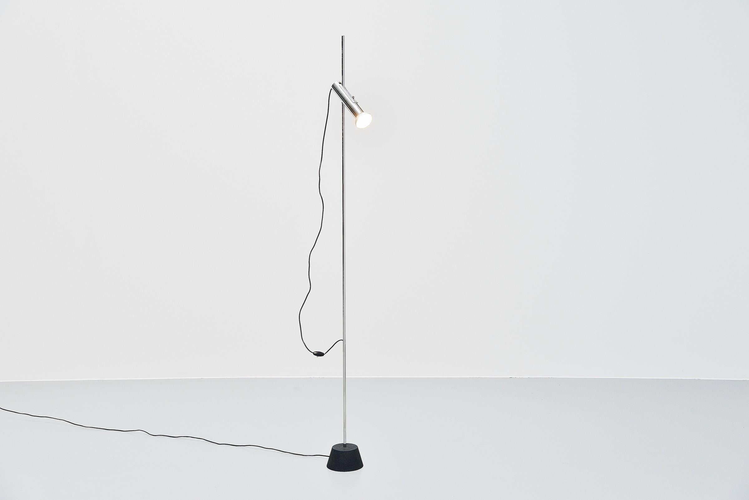 Mid-Century Modern Gino Sarfatti 1074 Floor Lamp Arteluce Italy 1957