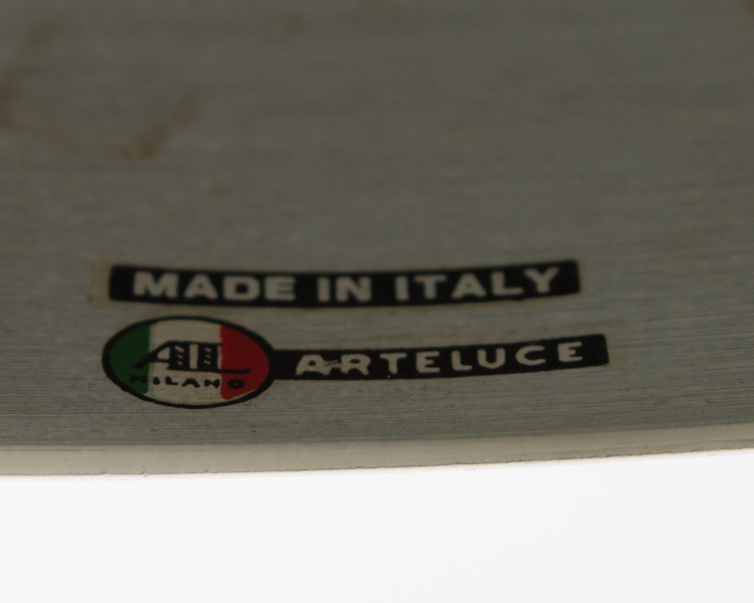 Italian Gino Sarfatti 1968 Model 540/G Arteluce Italy Table Lamp