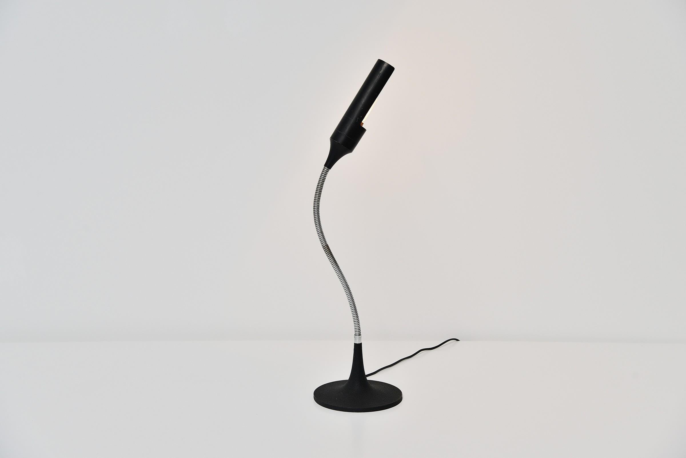 Italian Gino Sarfatti 595 Table Lamp Arteluce, Italy, 1961 For Sale
