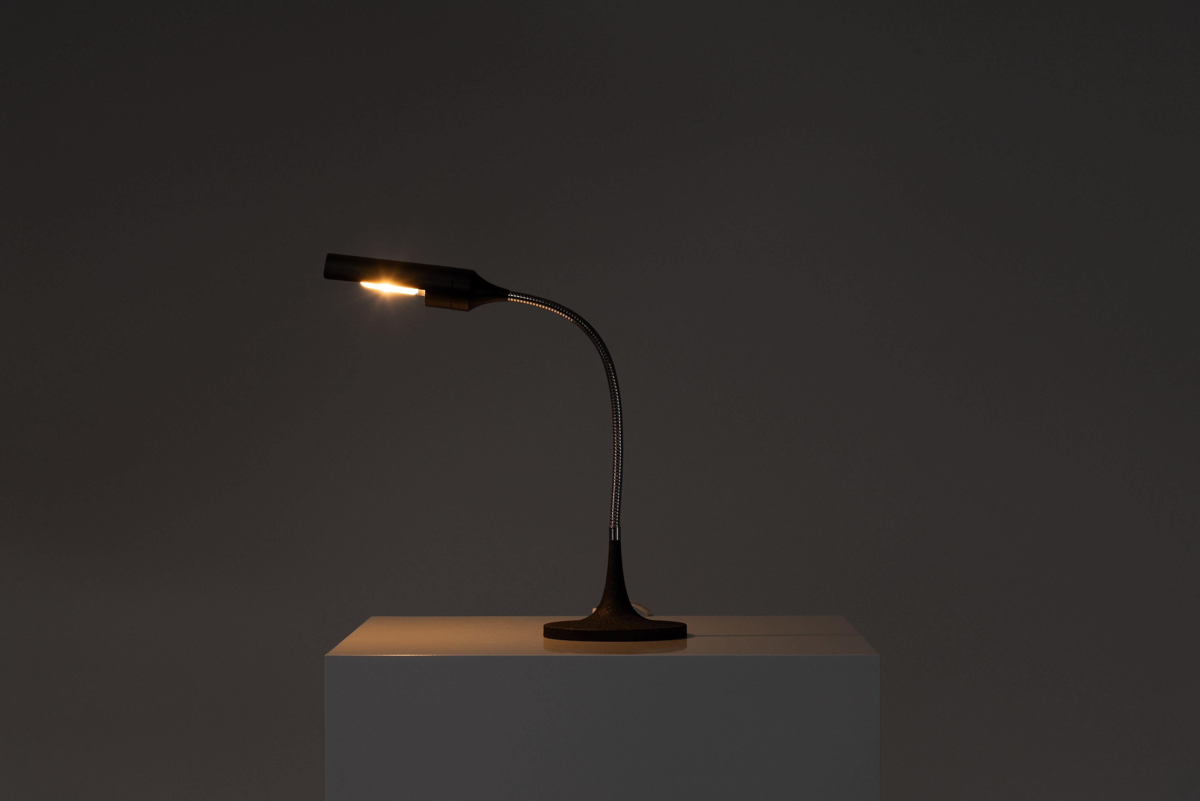 Gino Sarfatti 595 table lamp by Arteluce Italy 1961 For Sale 3