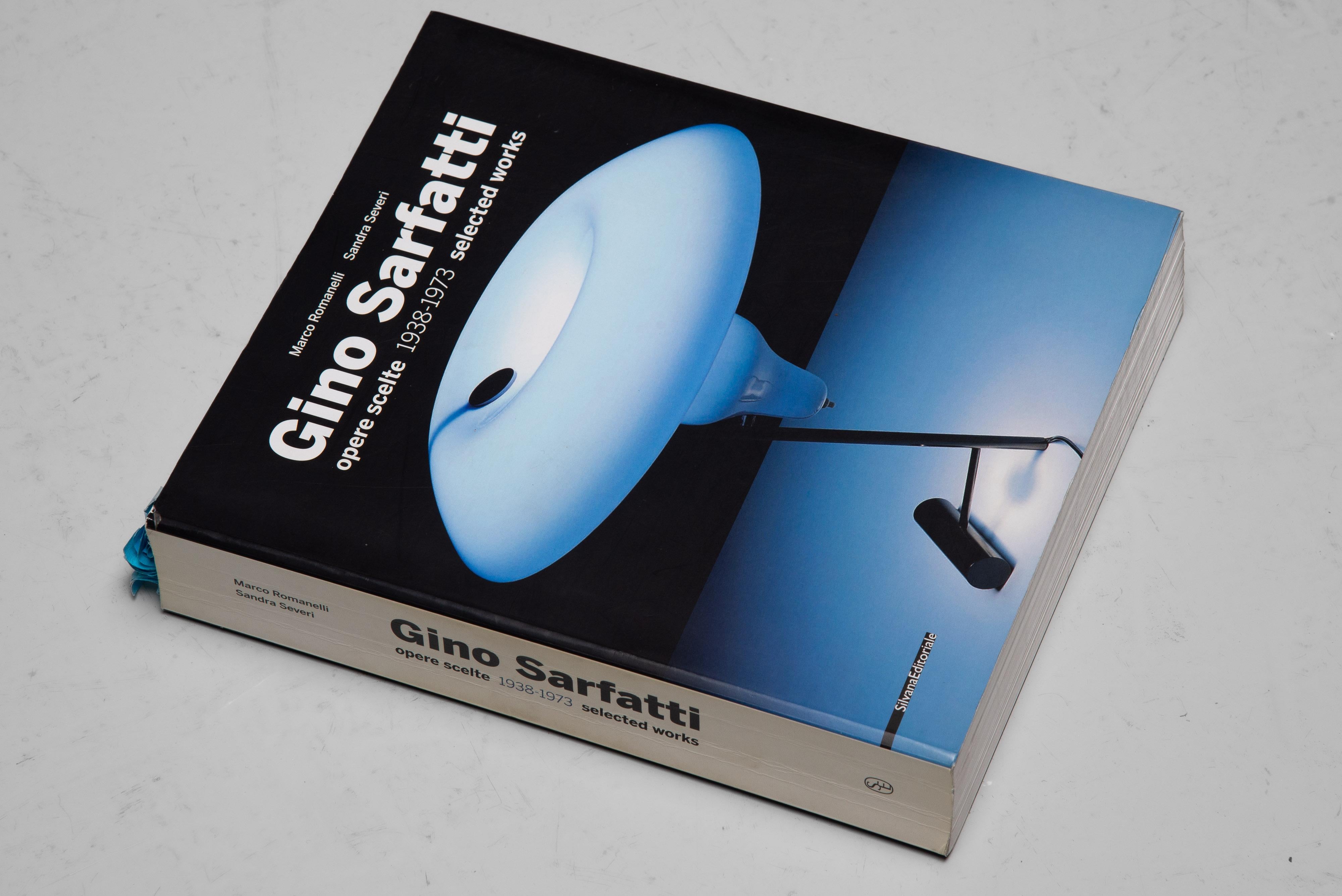 Gino Sarfatti 595 table lamp by Arteluce Italy 1961 For Sale 9