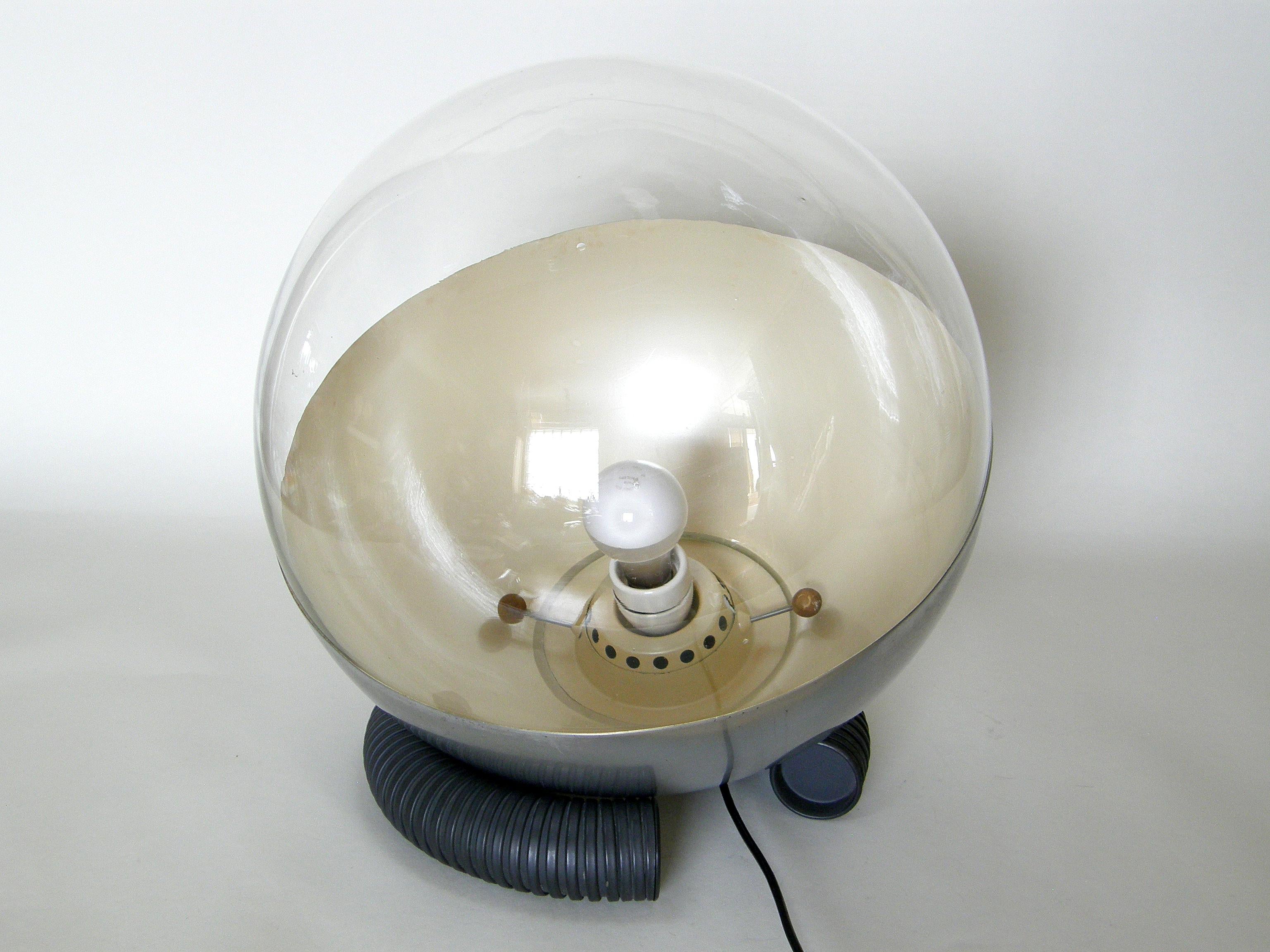 Painted Gino Sarfatti Adjustable Table Lamp for Arteluce Model Number 598, circa 1965