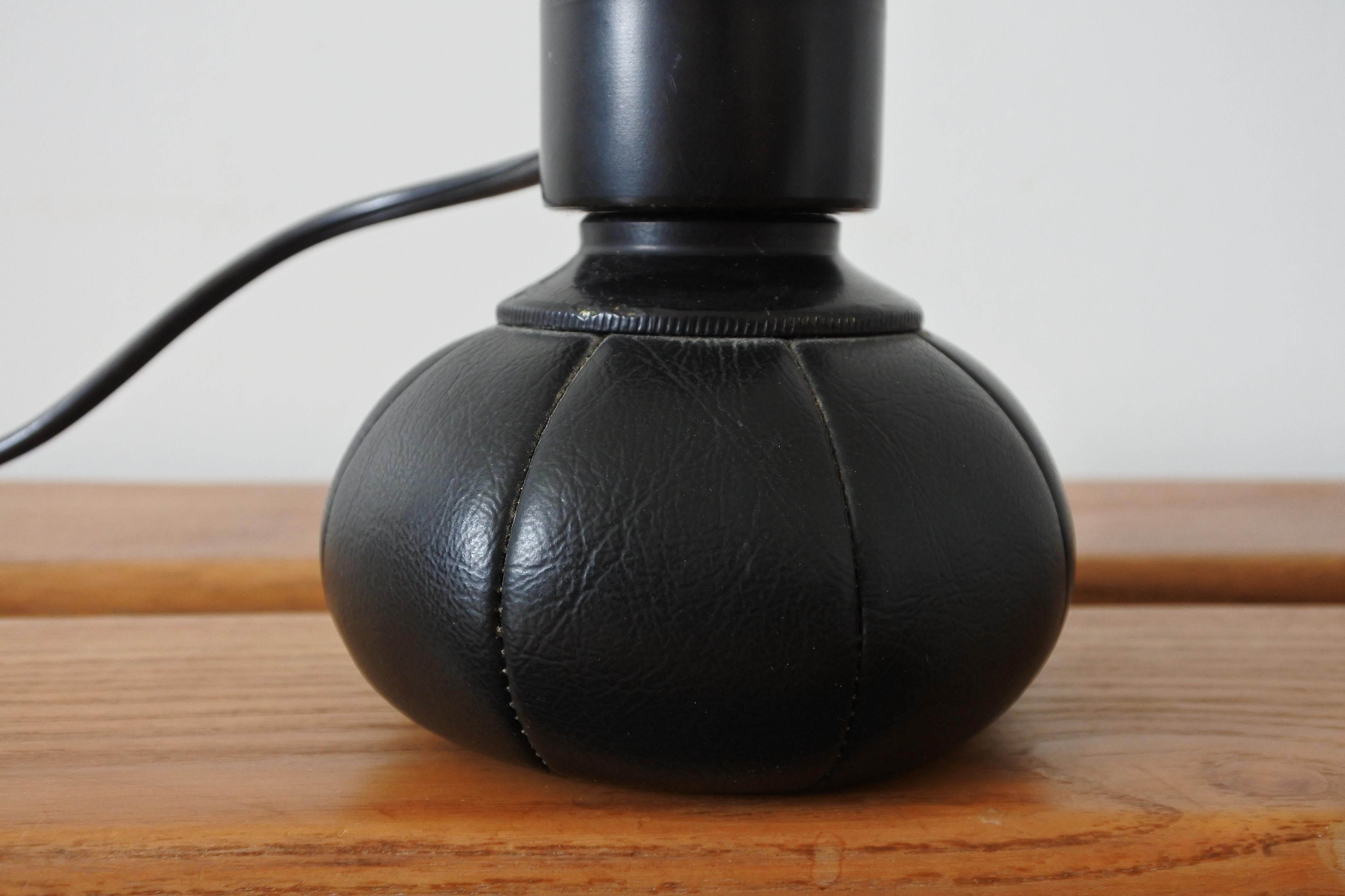 Gino Sarfatti & Arteluce, lampe de bureau ancienne 600/C, Italie, 1966 en vente 1