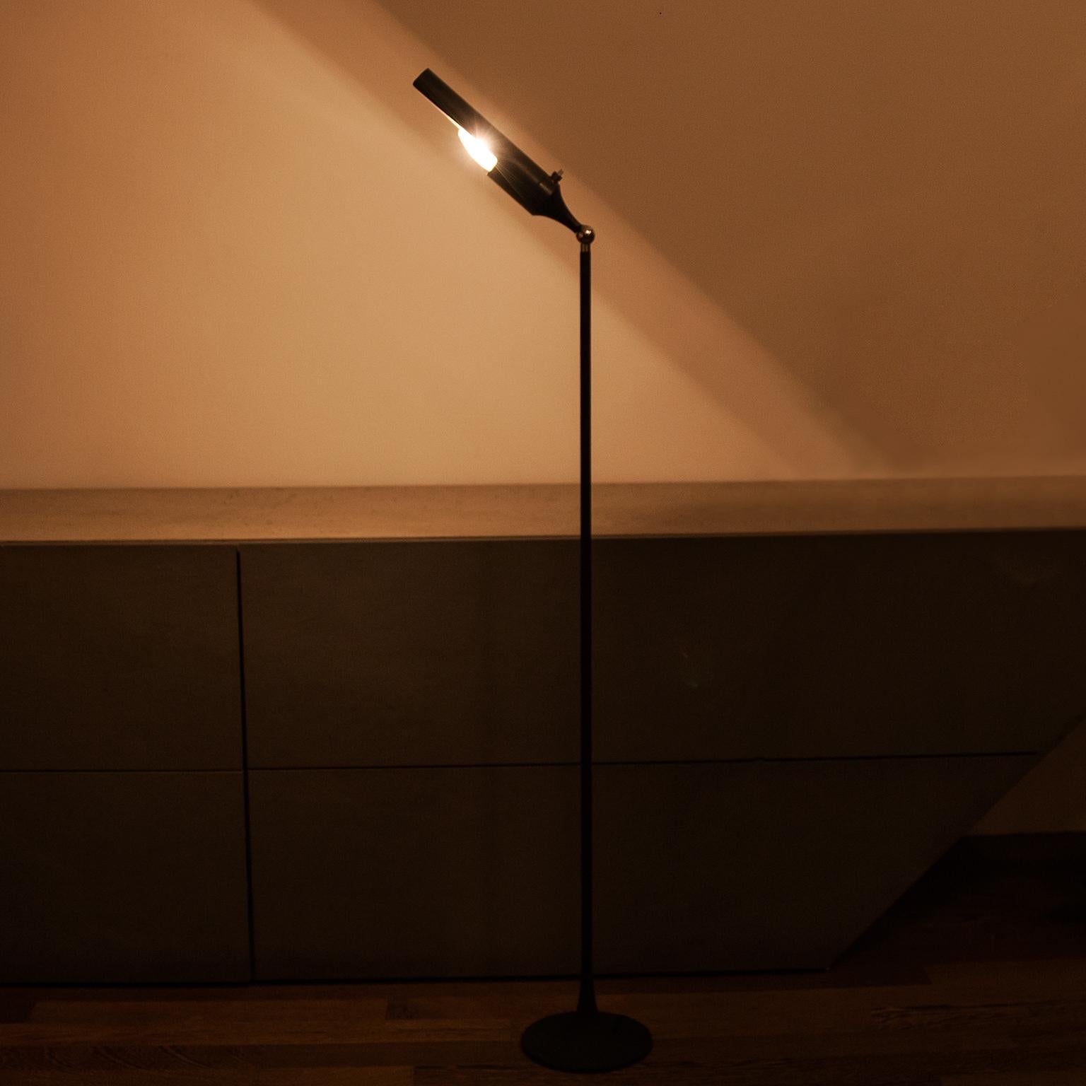 Gino Sarfatti Arteluce Floor Lamp 1086 For Sale 1