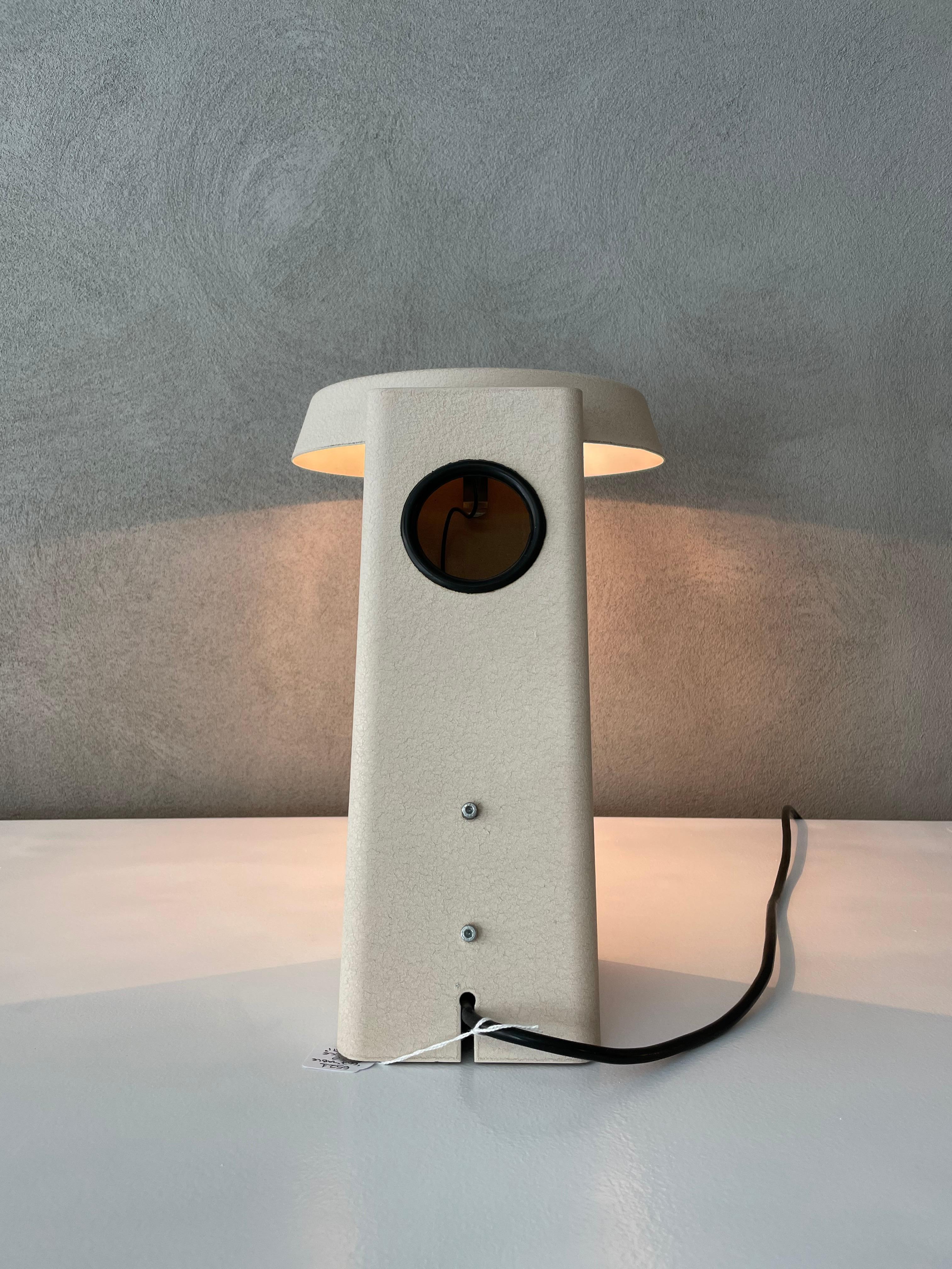 Mid-Century Modern Gino Sarfatti Arteluce Mod. 607 White Aluminium Table Lamp, Italy, 1971
