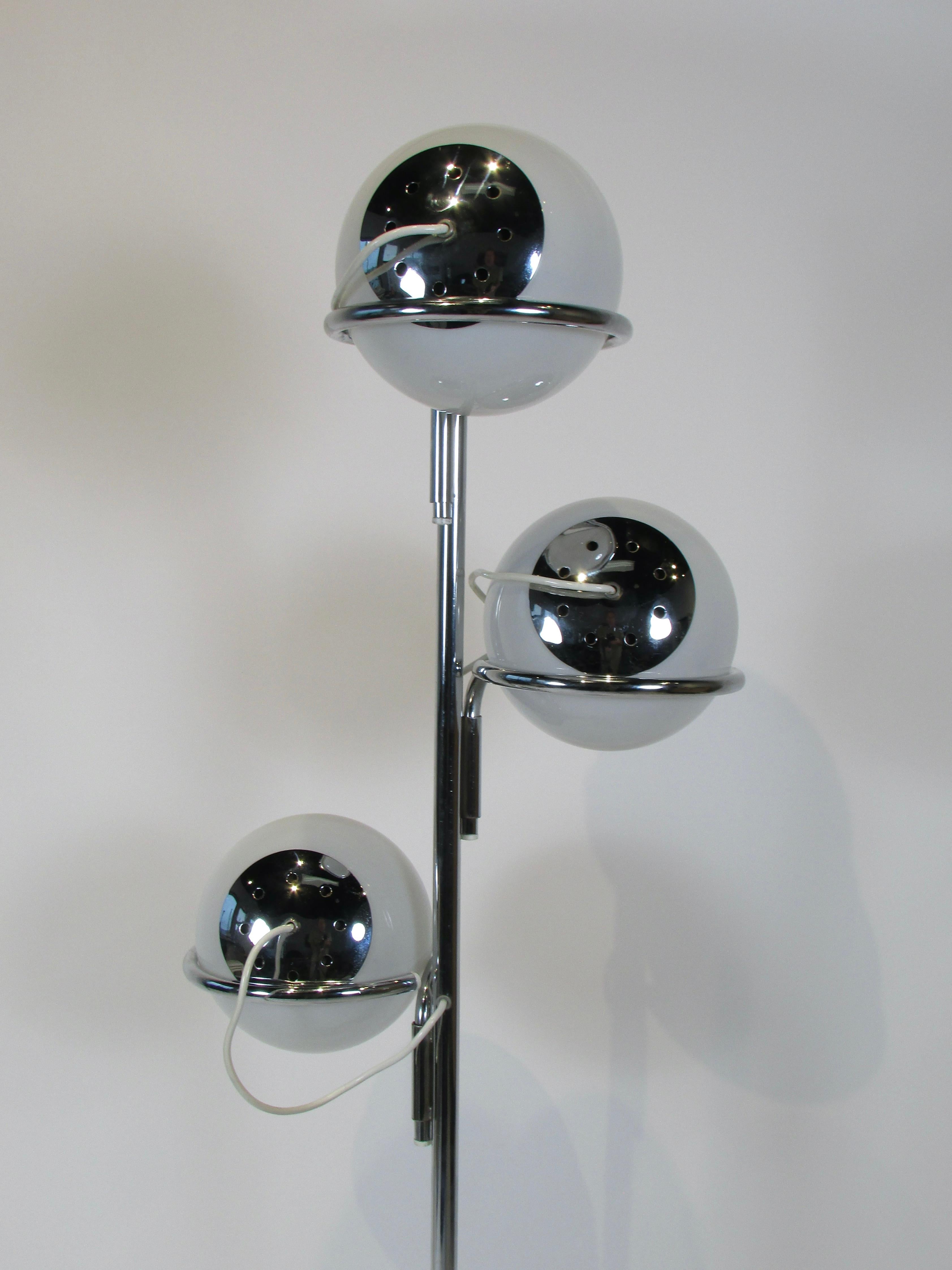 Gino Sarfatti Arteluce multi adjustable three globe floor lamp on marble base For Sale 6