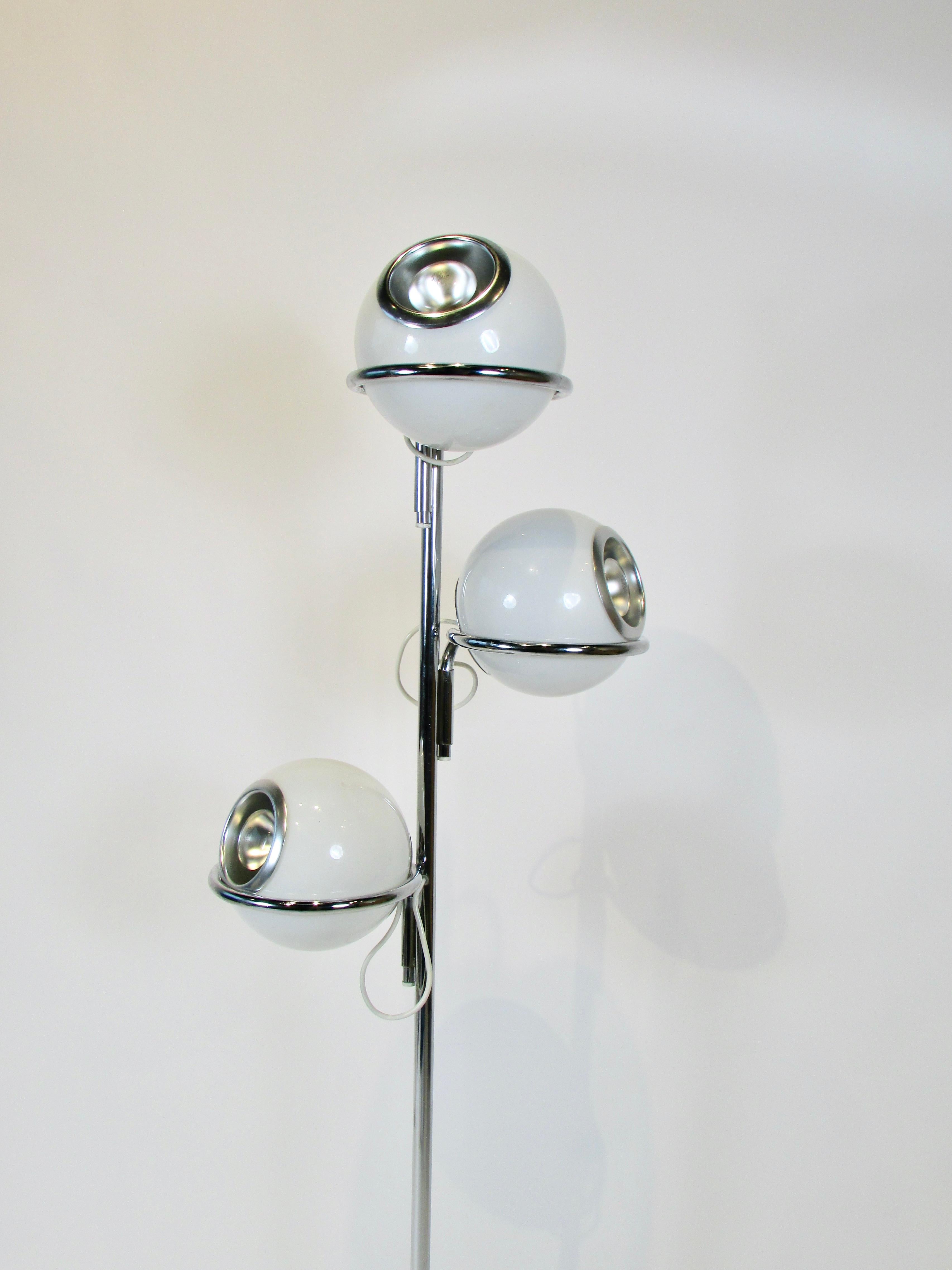 Aluminum Gino Sarfatti Arteluce multi adjustable three globe floor lamp on marble base For Sale