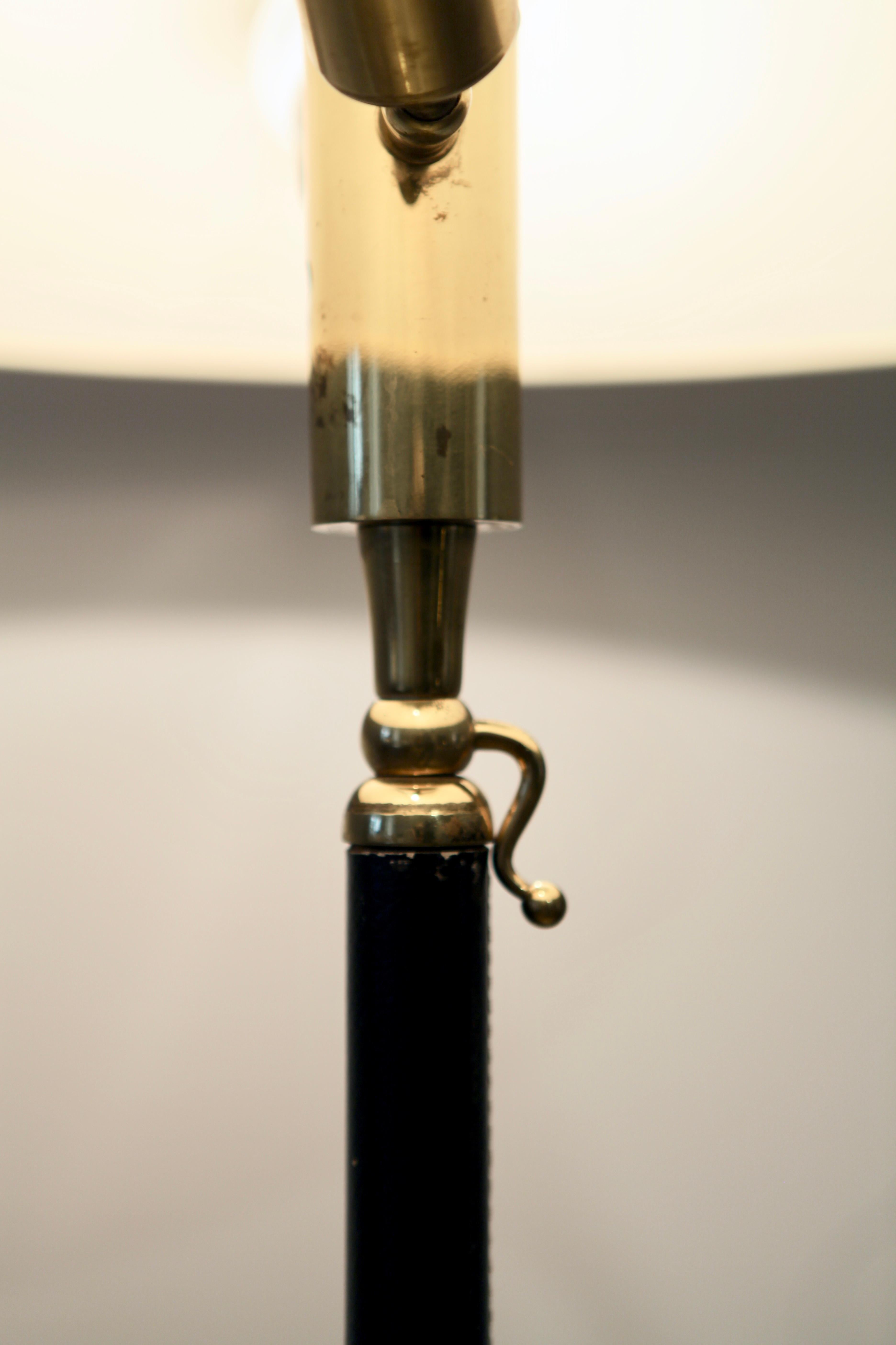 Mid-Century Modern Gino Sarfatti, Attributed Floor Lamp, Model 1025, Brass and Leather