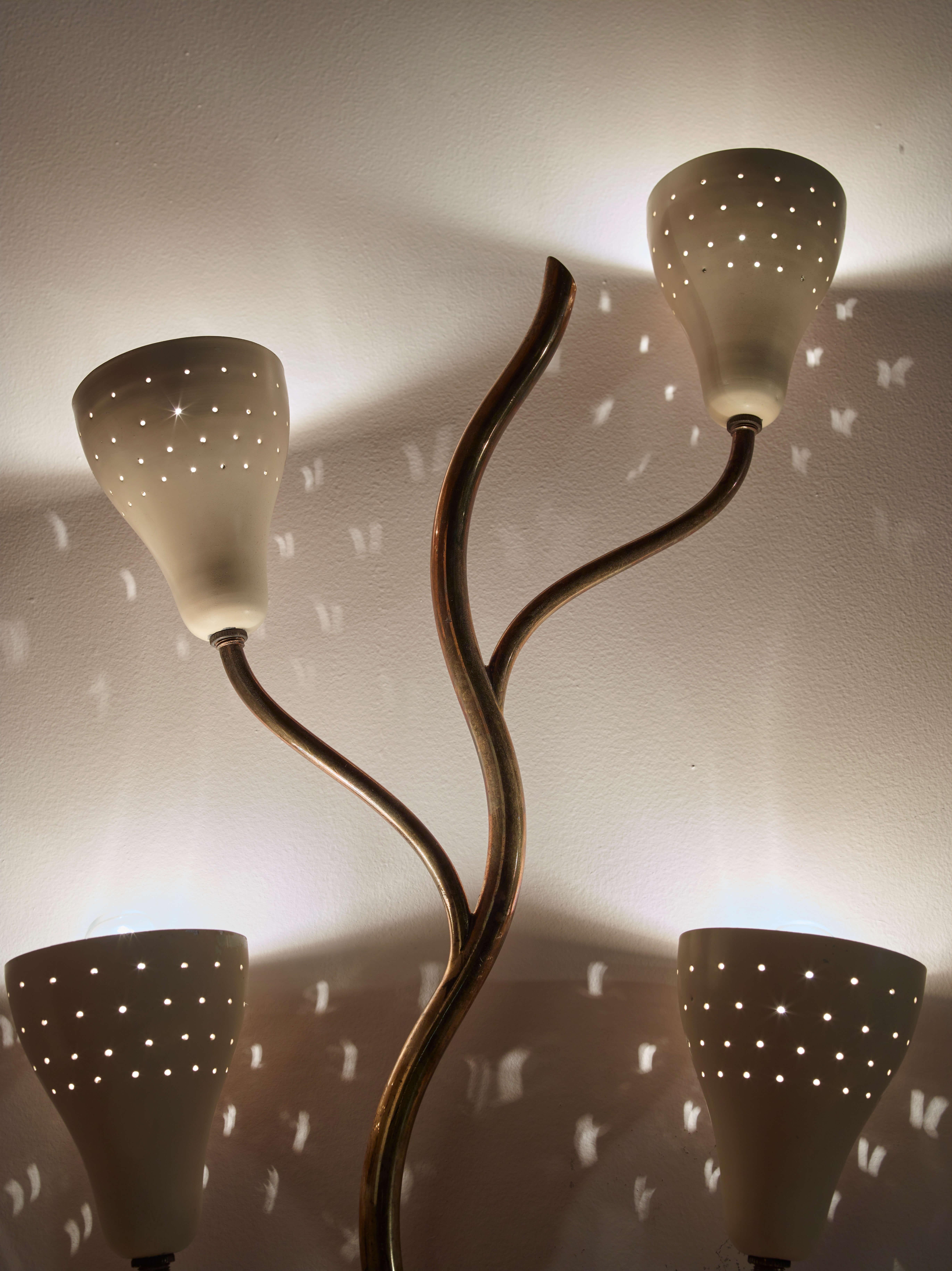 Gino Sarfatti brass and painted metal wall lamp with six light, Arteluce, 1950s 1