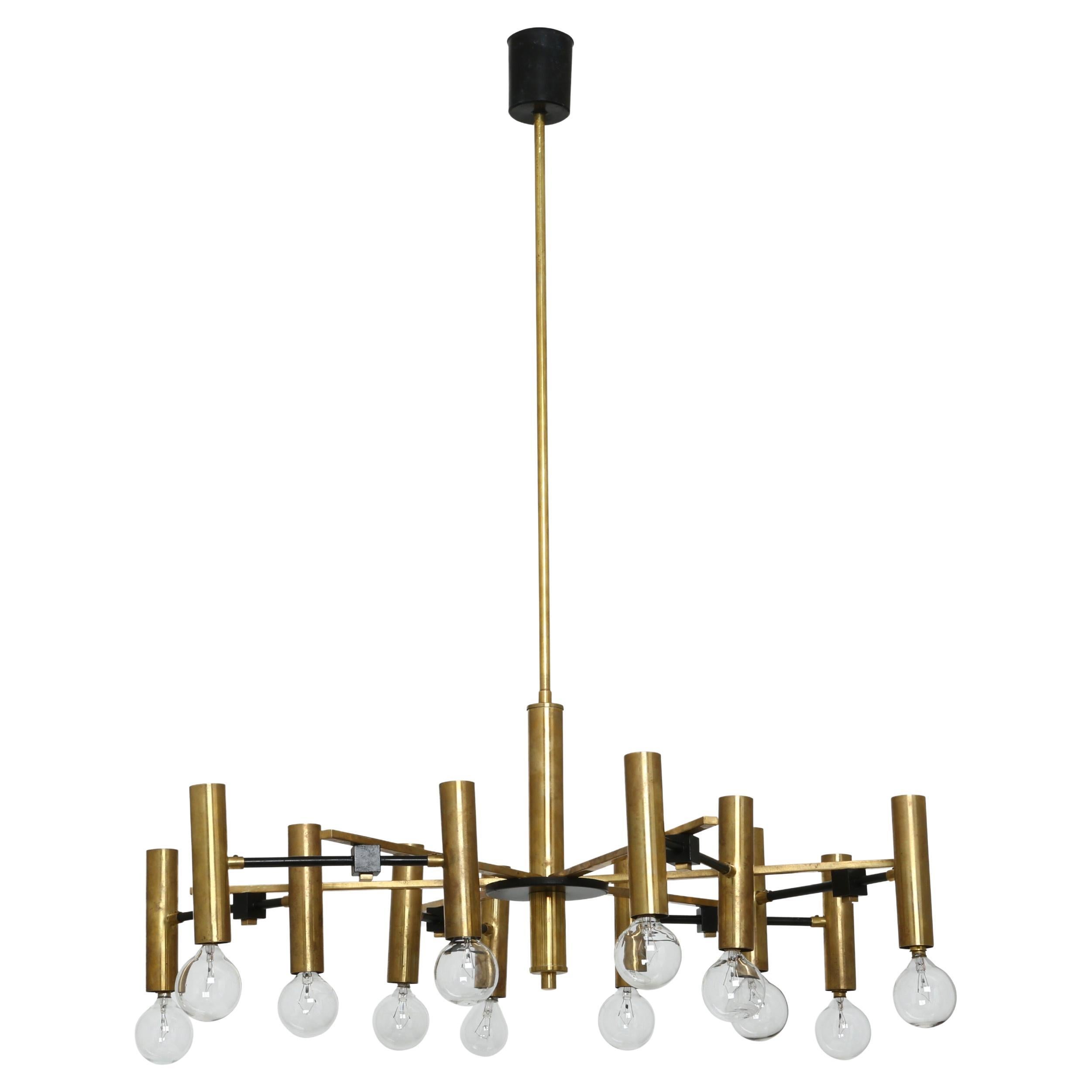 Gino Sarfatti Chandelier by Arteluce, Patinated Brass, Italy, 1960s For Sale