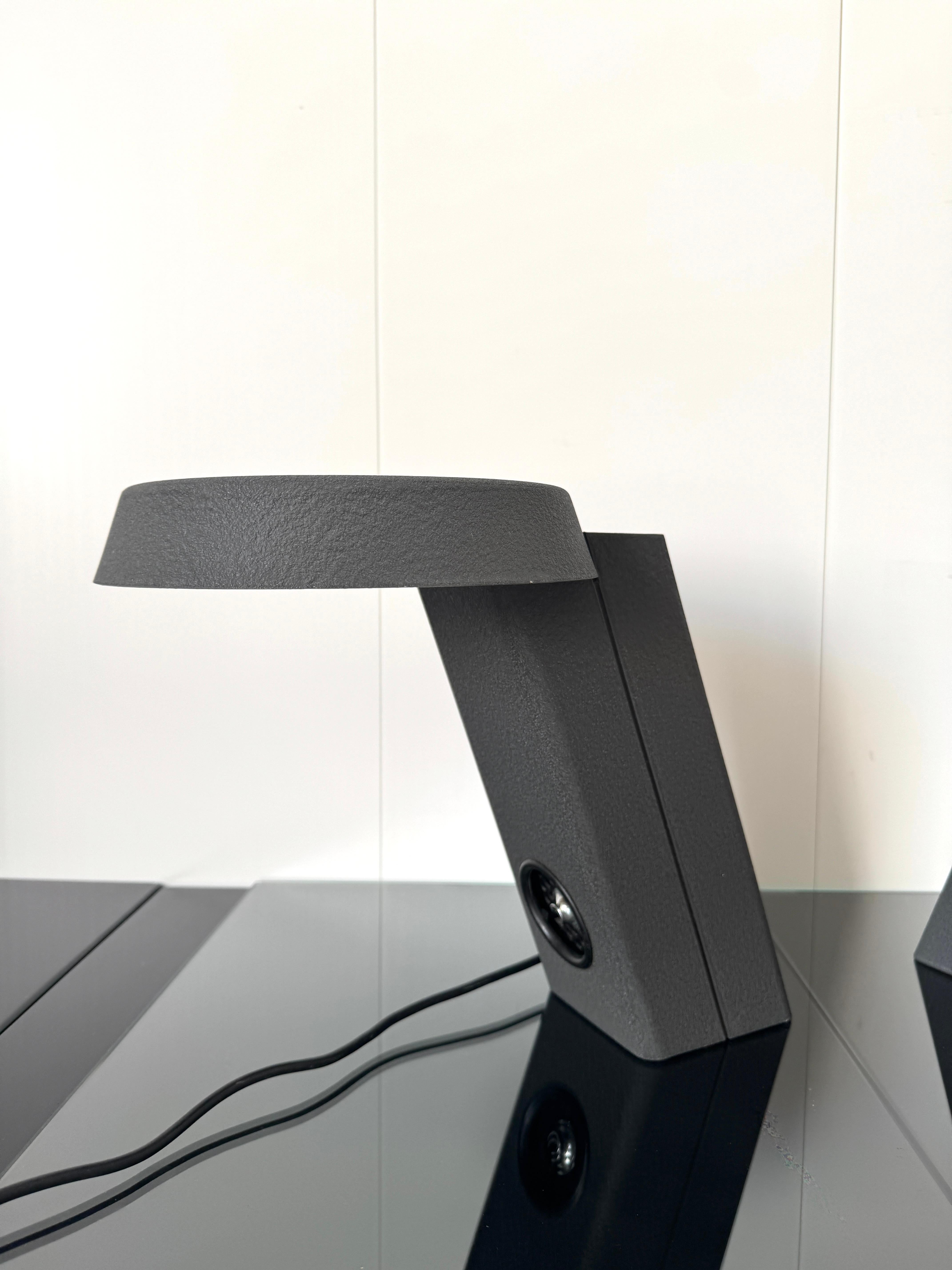 Gino Sarfatti, Paire de lampes de table mod.  607, prod. Arteluce, 1971 en vente 4