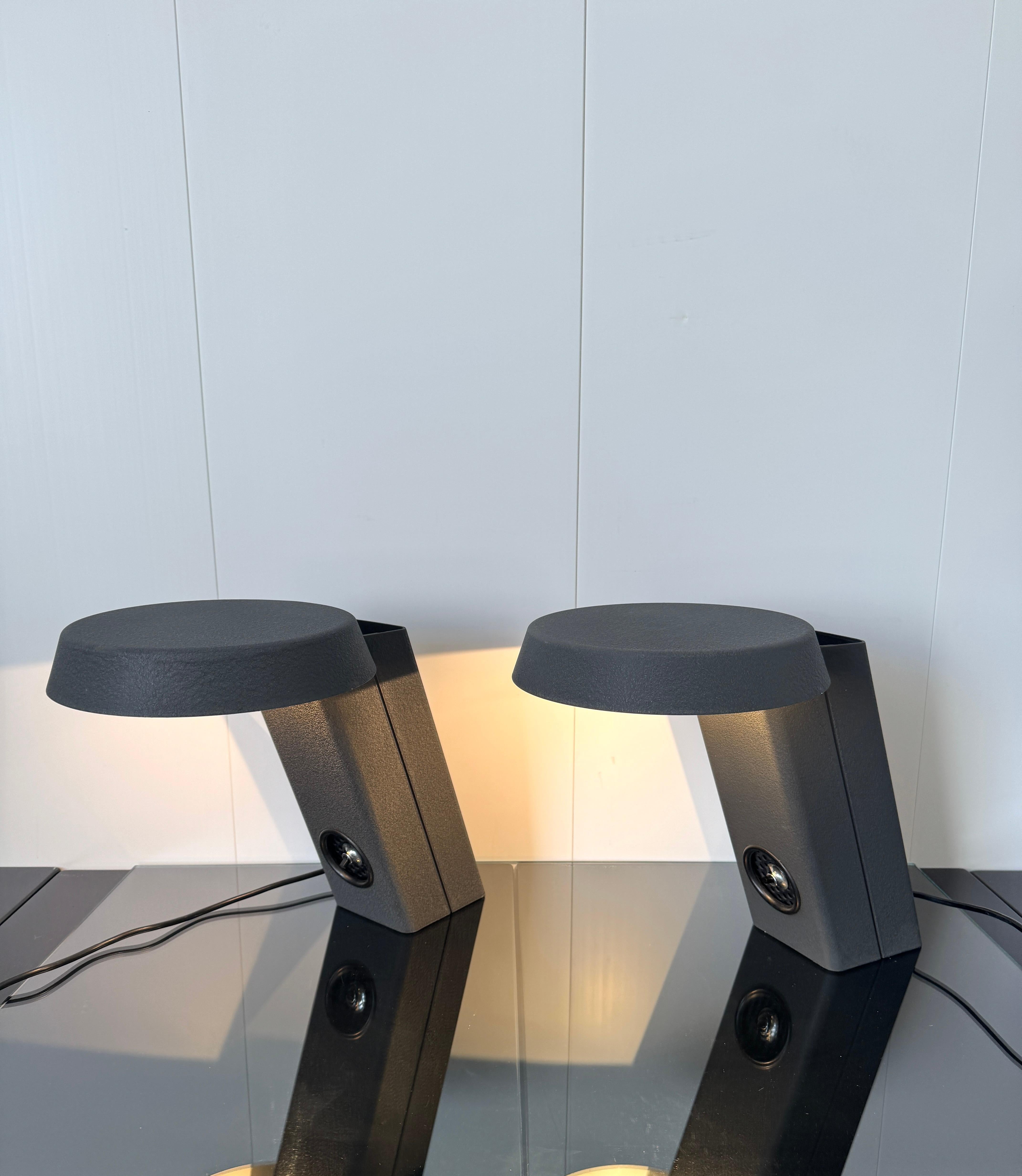 Gino Sarfatti, Paire de lampes de table mod.  607, prod. Arteluce, 1971 en vente 8
