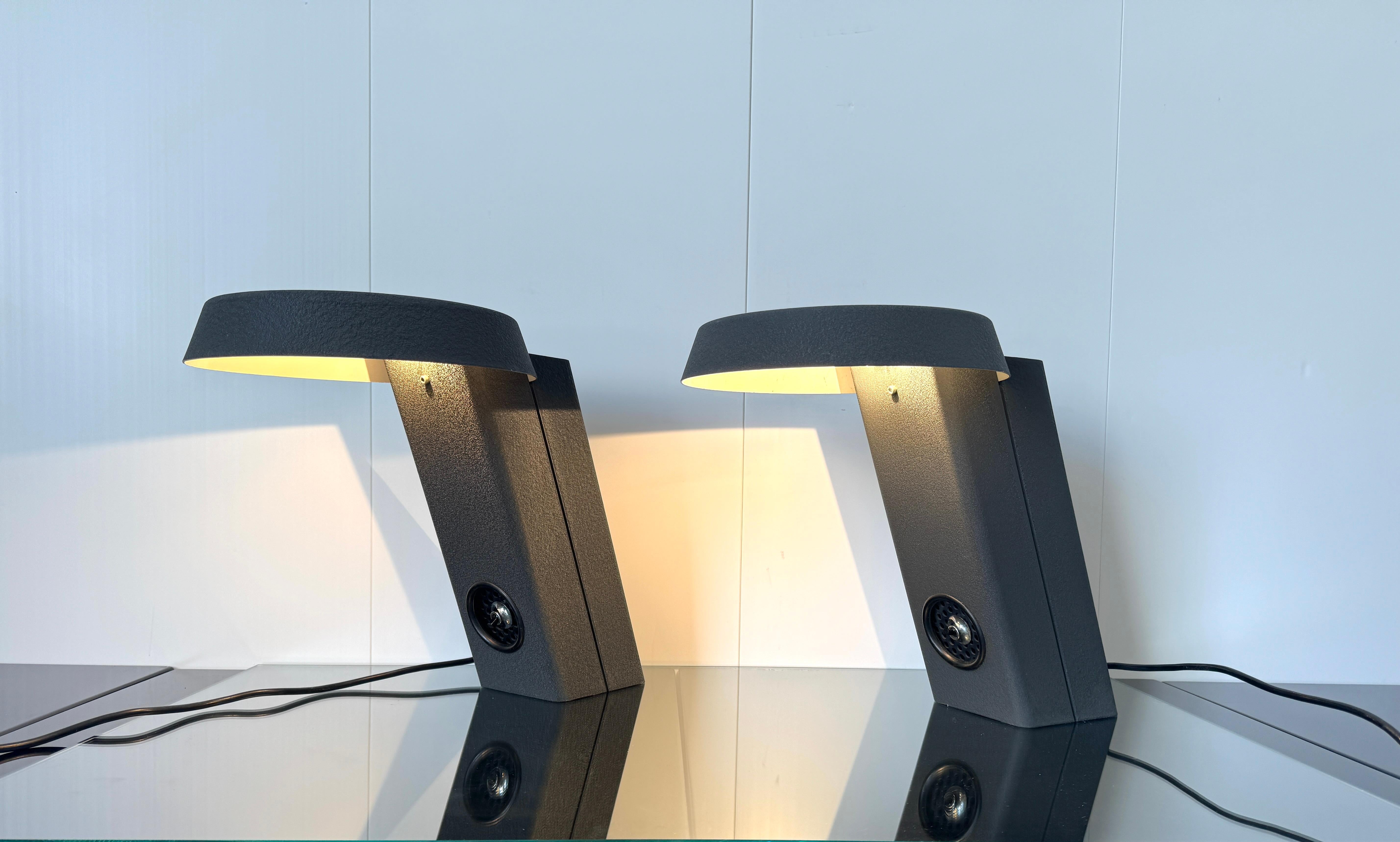 Gino Sarfatti, Paire de lampes de table mod.  607, prod. Arteluce, 1971 en vente 11