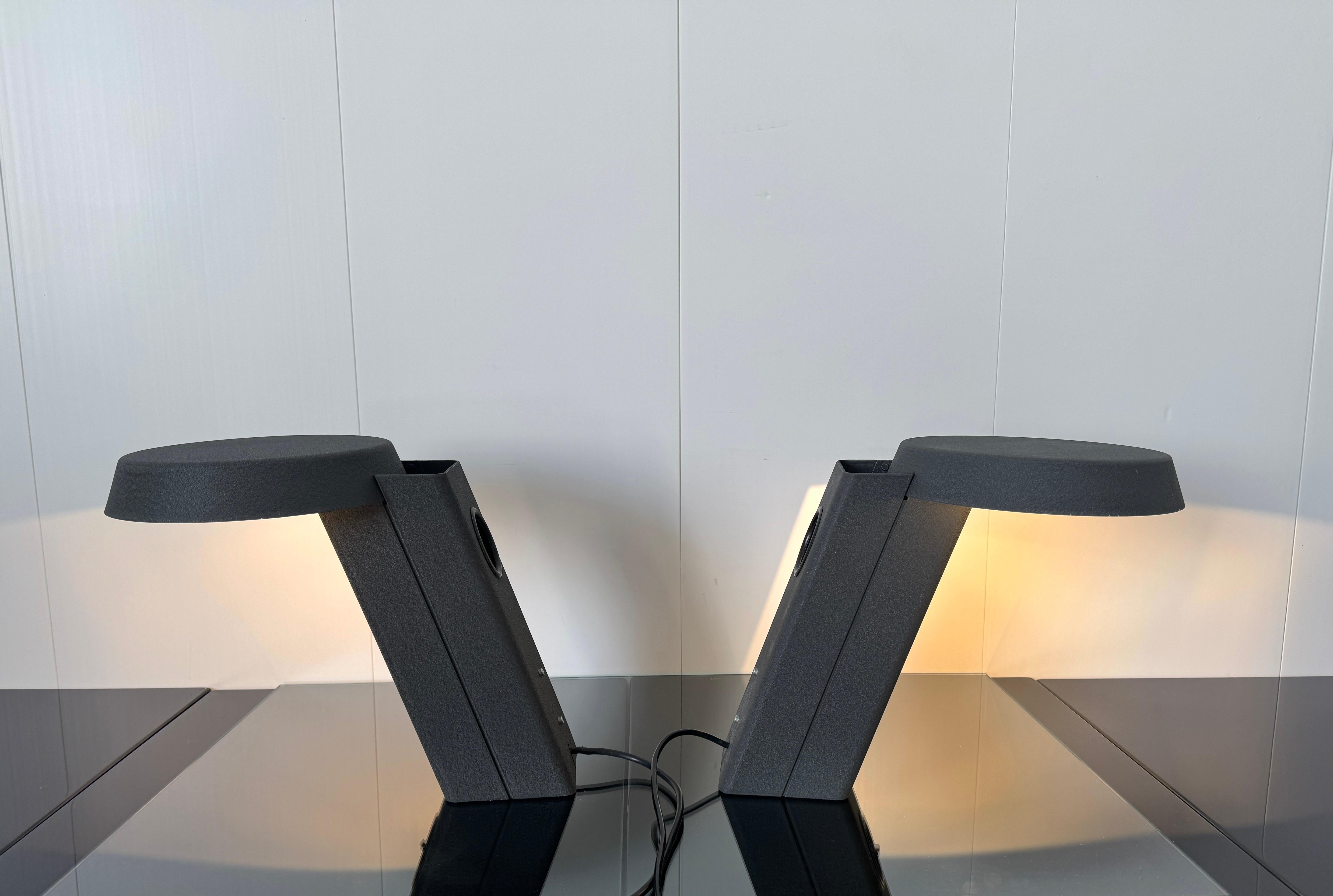 Aluminium Gino Sarfatti, Paire de lampes de table mod.  607, prod. Arteluce, 1971 en vente