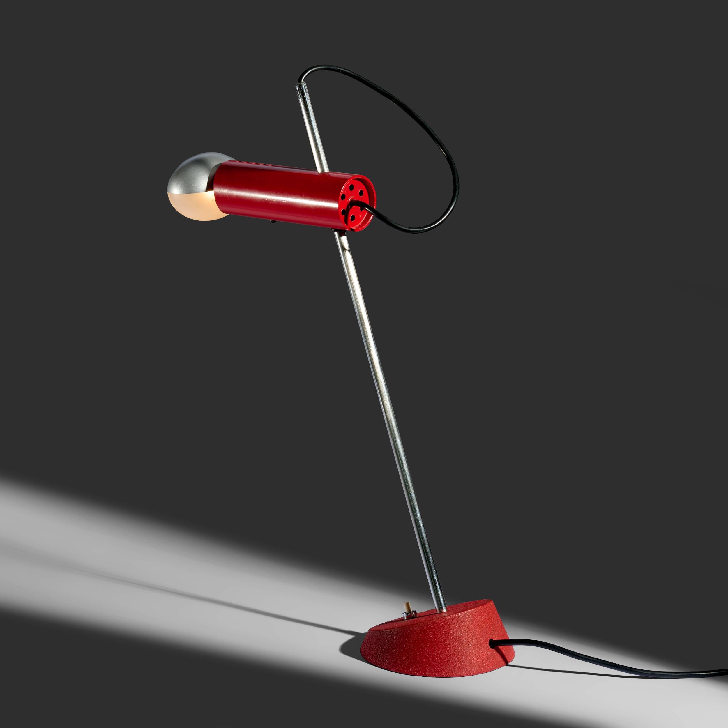 Lampe de table rouge précoce Gino Sarfatti modèle 566 pour Arteluce, Italie, 1956 Bon état - En vente à Skokie, IL
