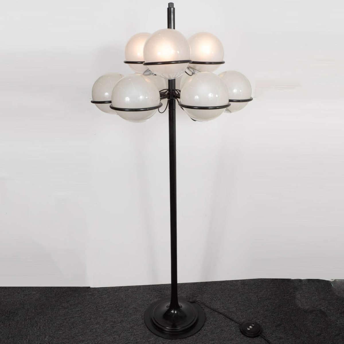 Stehlampe von Gino Sarfatti für Arteluce im Angebot 14