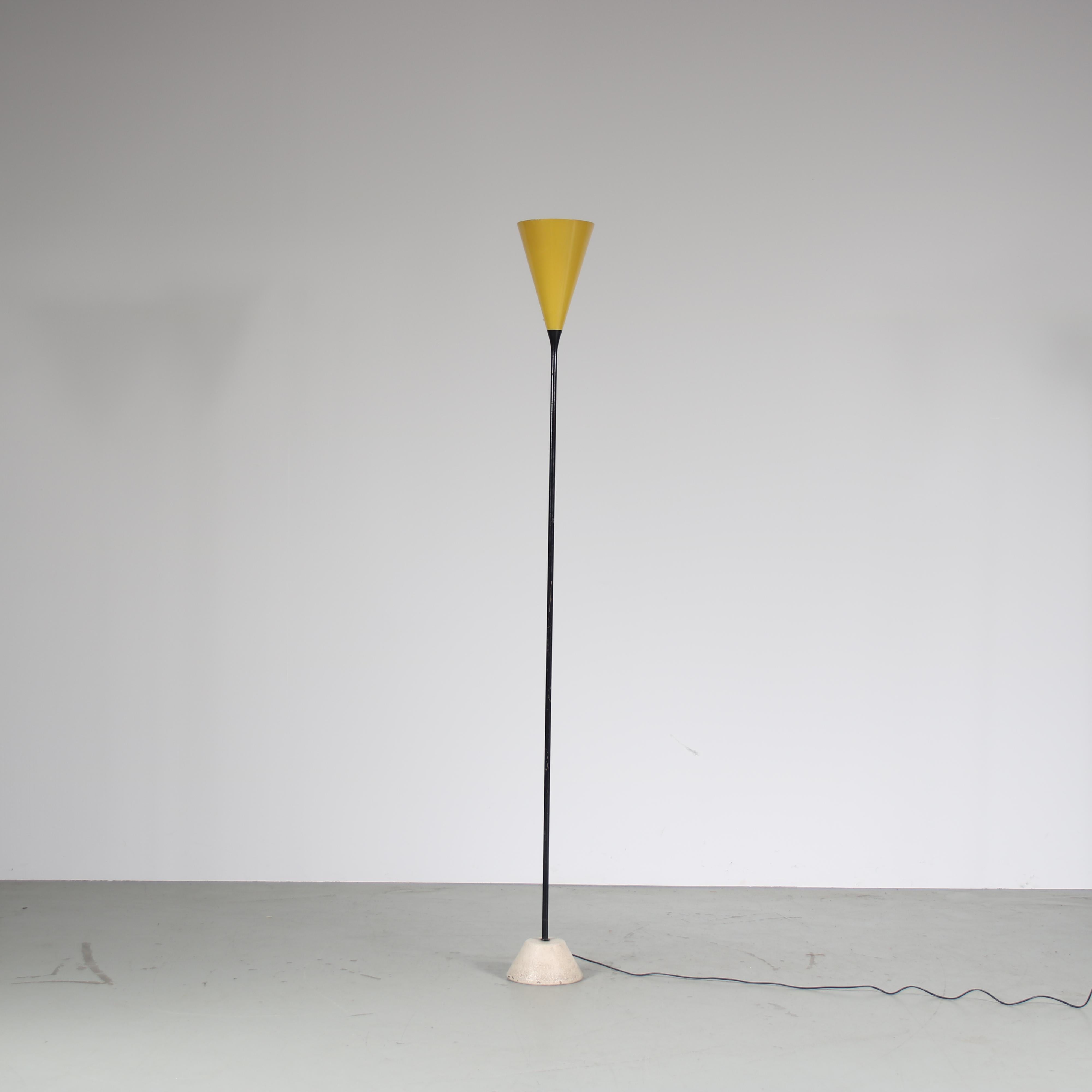 

An iconic 1950s floor lamp, model “1051M”, designed by Gino Sarfatti and manufactured by Arteluce in Italy.

This elegant, minimalist piece has a wonderful appeal that nicely combines colours, materials and shapes. It’s a highly recognizable find