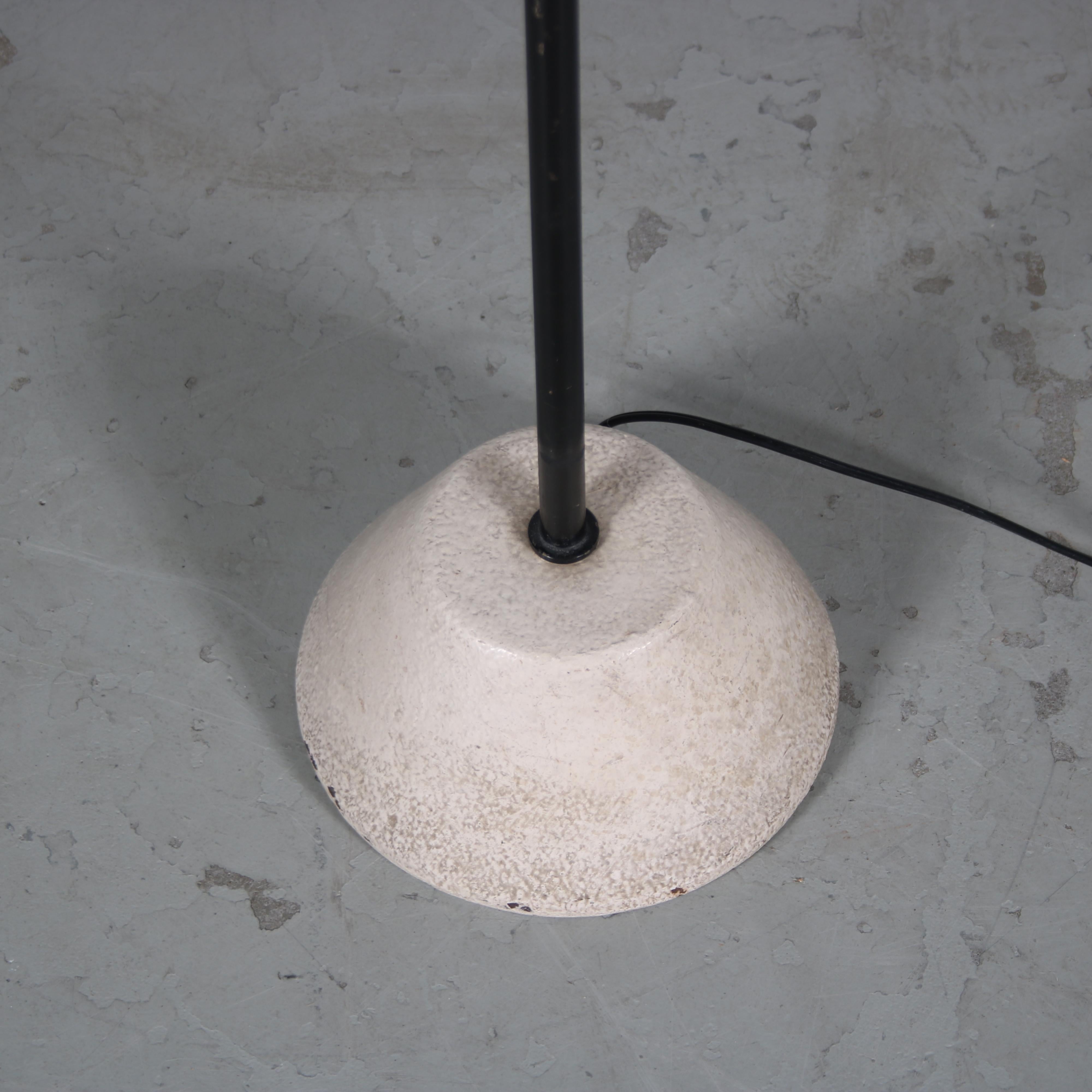 Stehlampe von Gino Sarfatti für Arteluce, Italien, 1950 im Zustand „Gut“ im Angebot in Amsterdam, NL